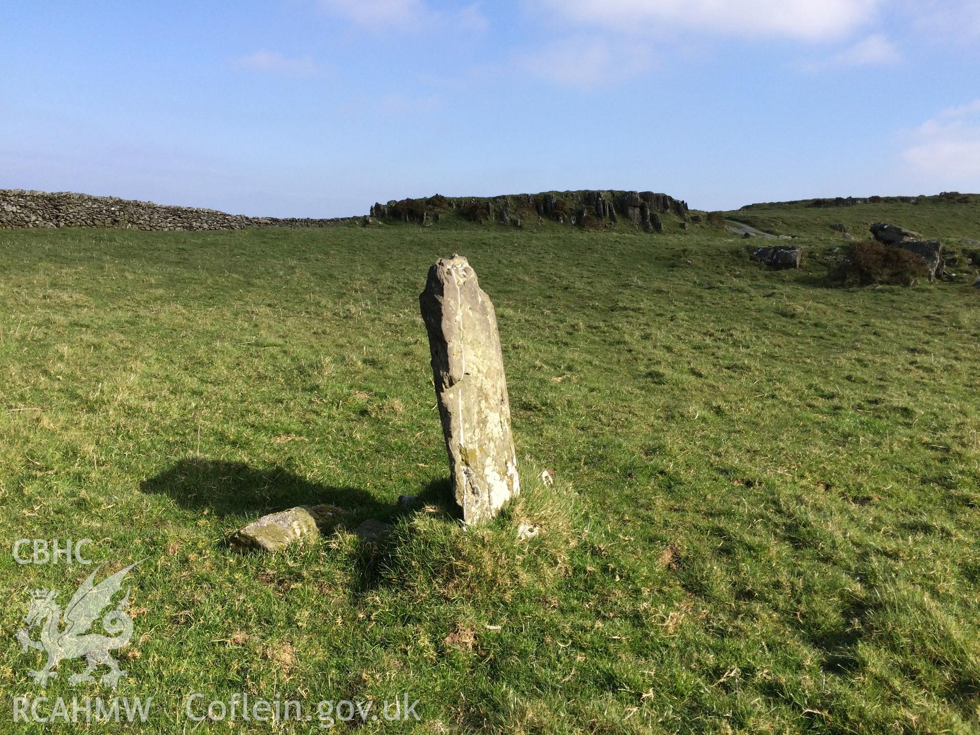 Colour photo showing Fon Lief standing stone, produced by Paul R. Davis,  8th April 2017.