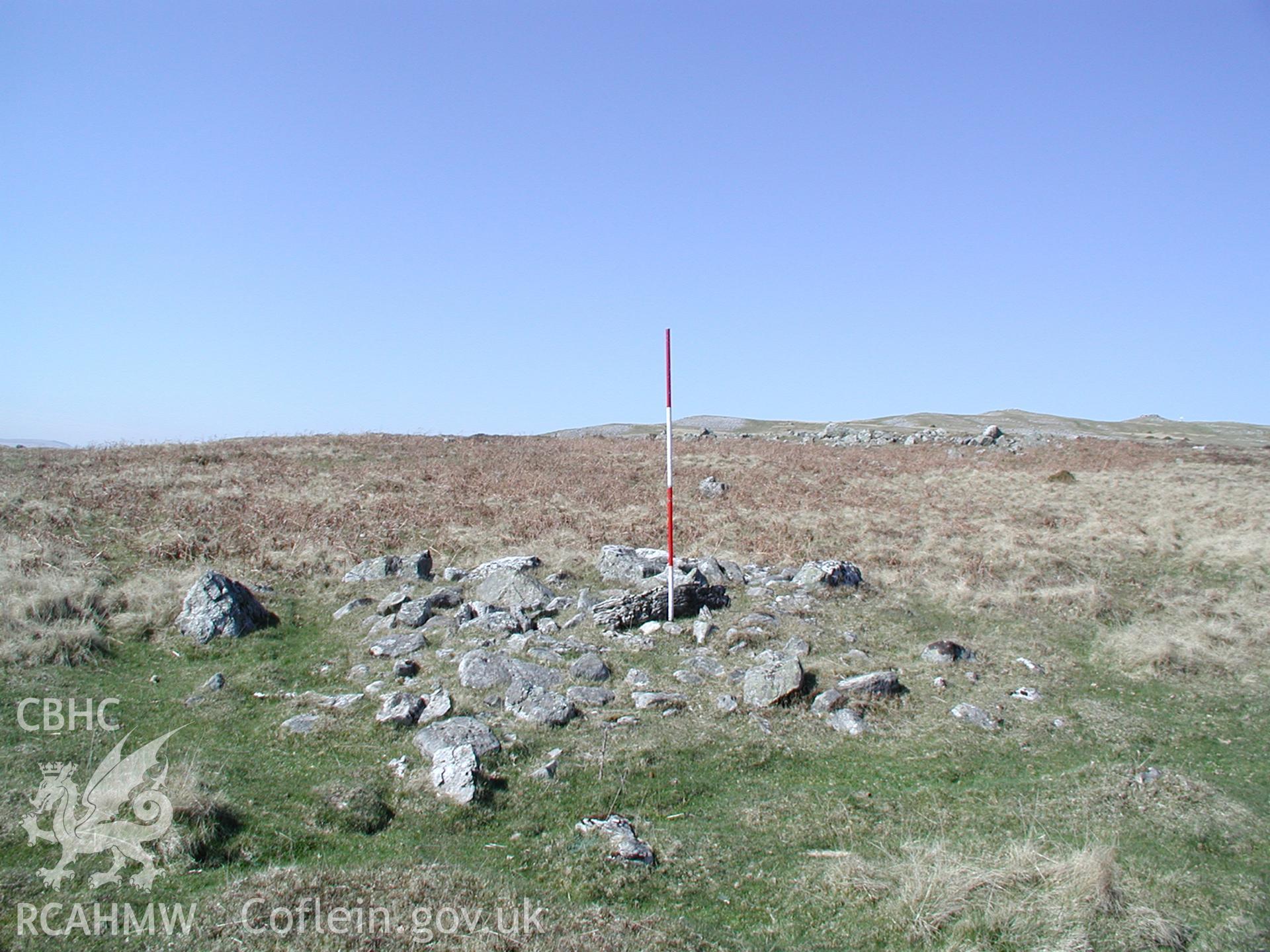 Digital photograph of Cefn Cil-sanws Cairn III taken on 07/04/2003 by Cambrian Archaeological Projects during the Pontsticill Upland Survey