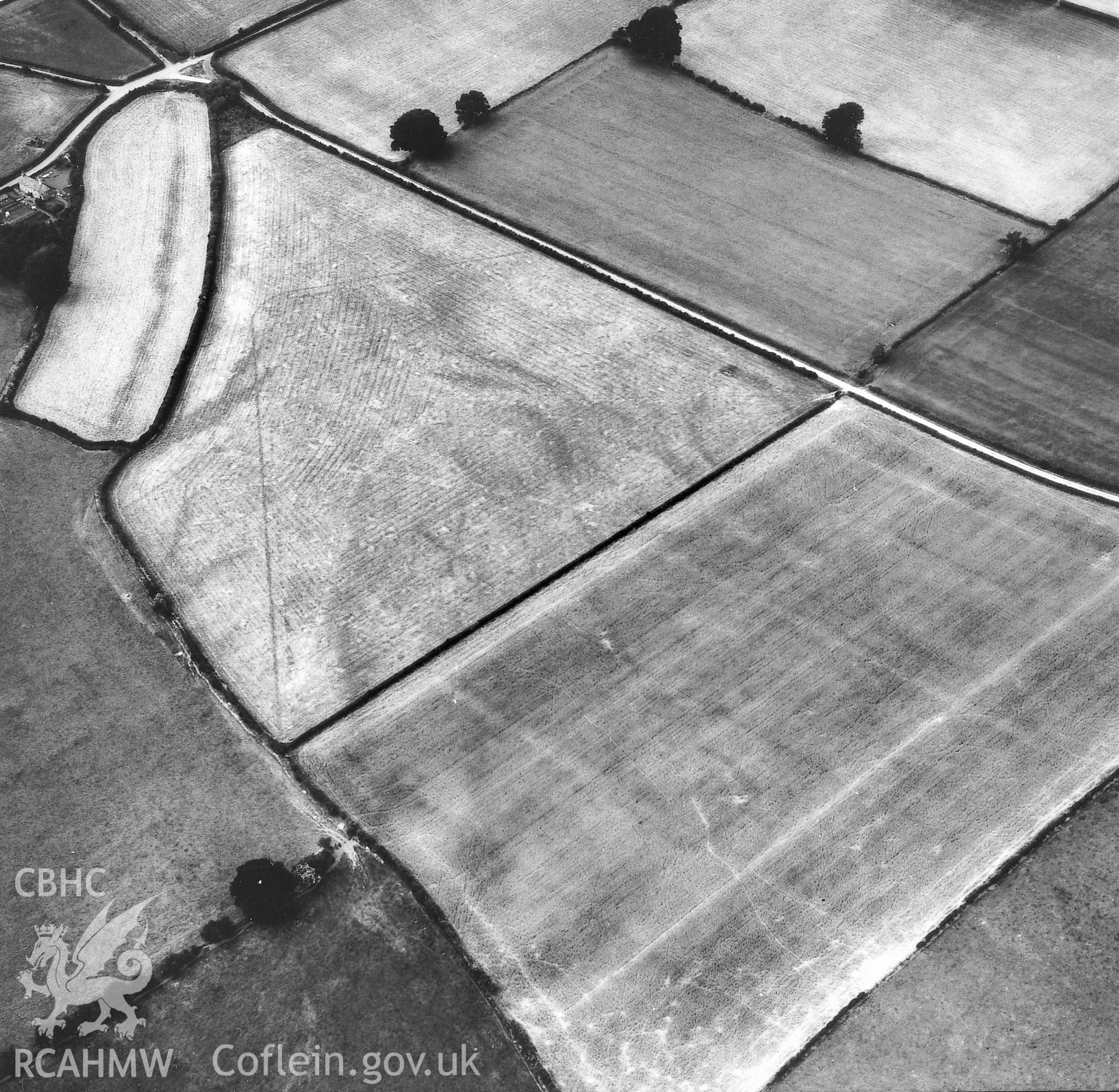 Figure 23: Digital image showing aerial view of the west corner and parts of the south-west and south-east sides of Hindwell Farm I, 1979.