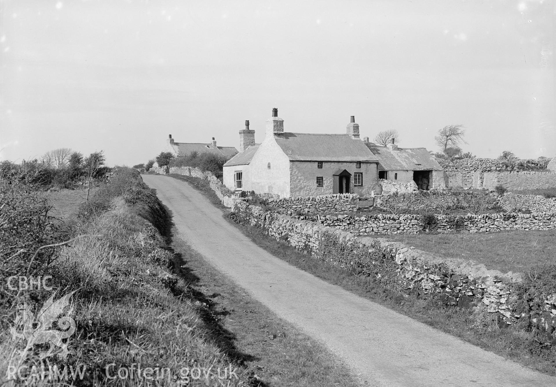 Black and white photograph of Caer Moch, Llanbedrgoch.