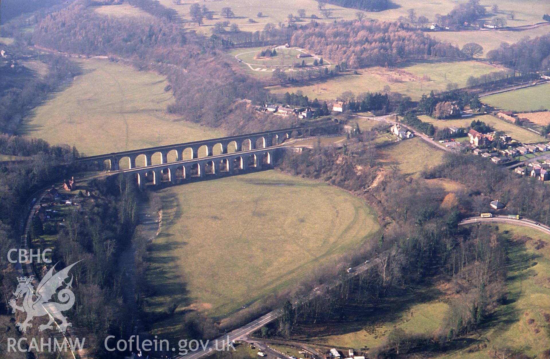 RCAHMW colour slide oblique aerial photograph of Chirk Aqueduct, Ellesmere Canal, Chirk, taken on 26/02/1991 by CR Musson