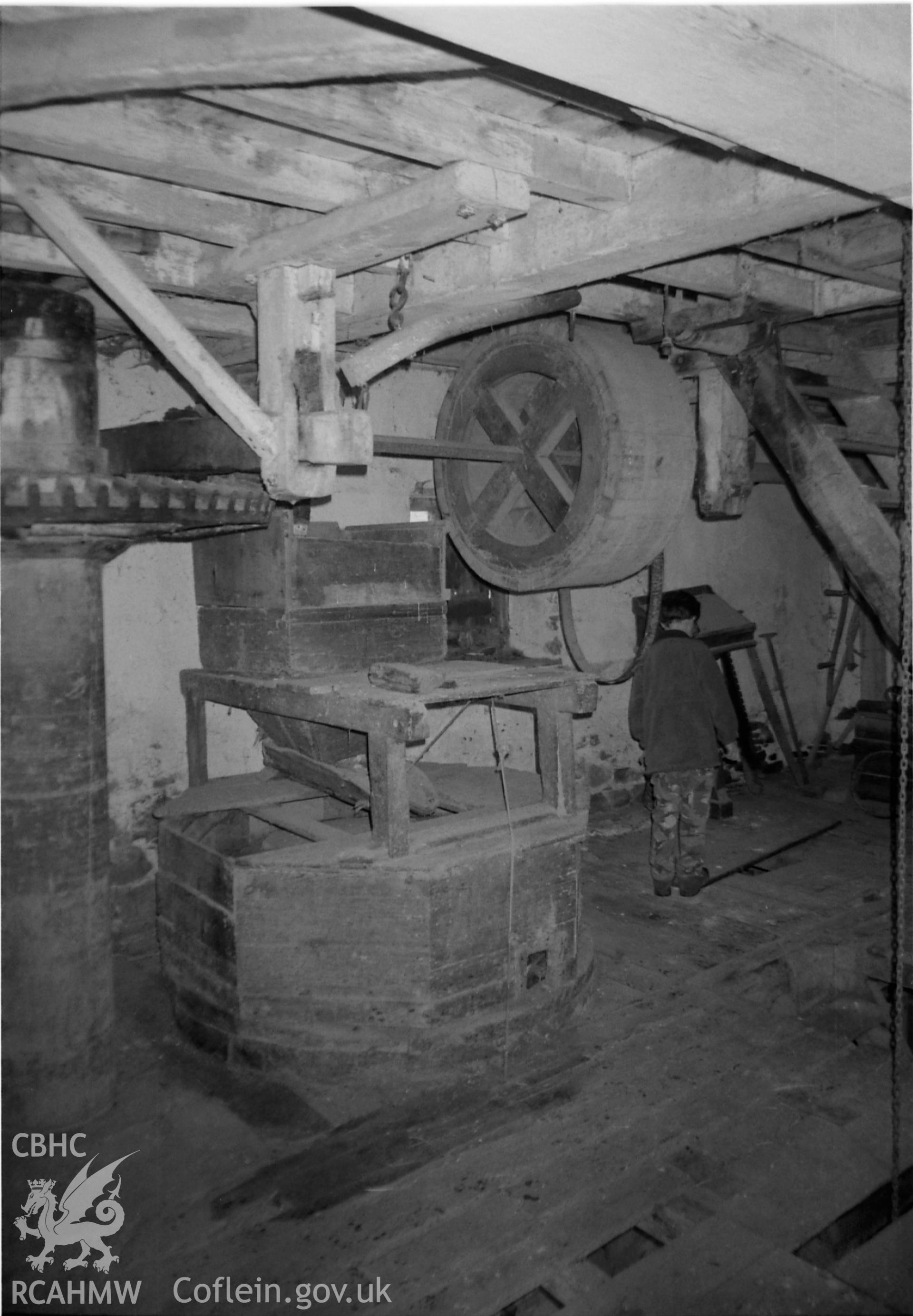 Pontdolgoch Corn Mill. Llanwnos. Millstones on grinding floor