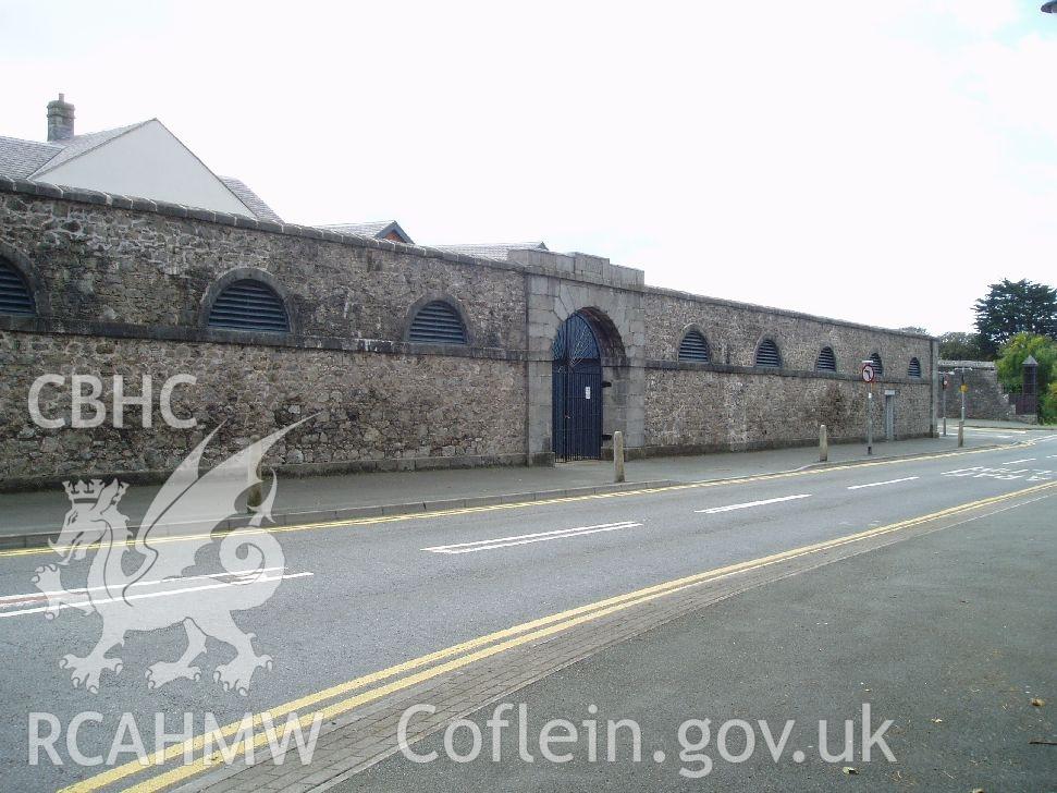 Colour digital photograph showing Market Hall Wall and Arch, Pembroke Dock taken by Phil Kingdom, 2009.