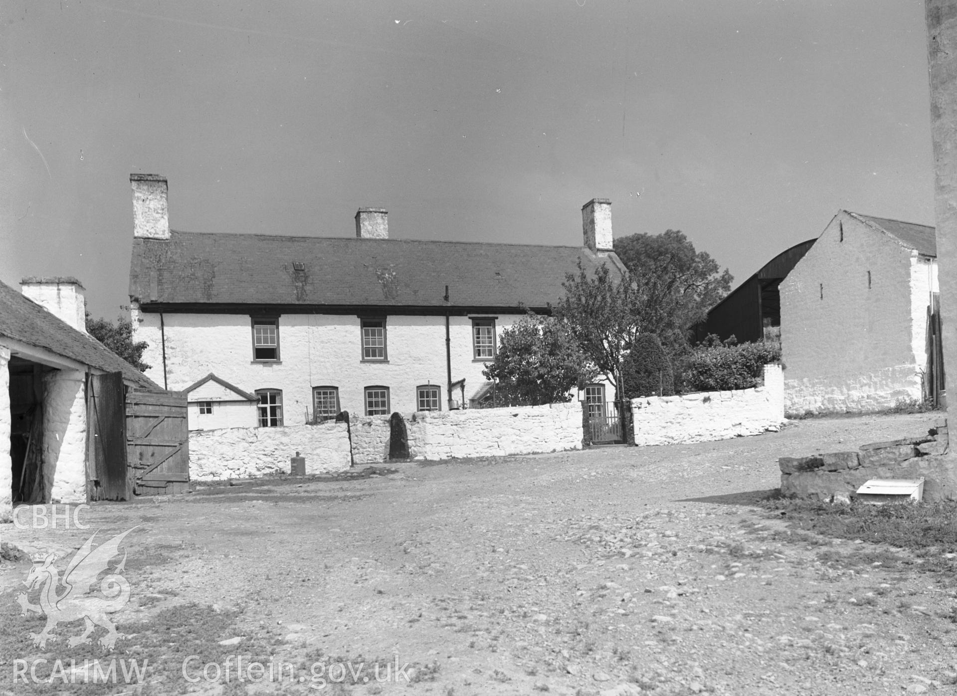 View of S elevation