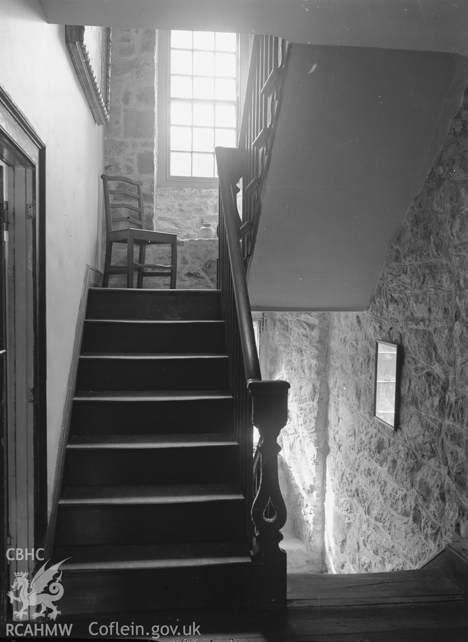 Interior view showing the staircase from the first landing.