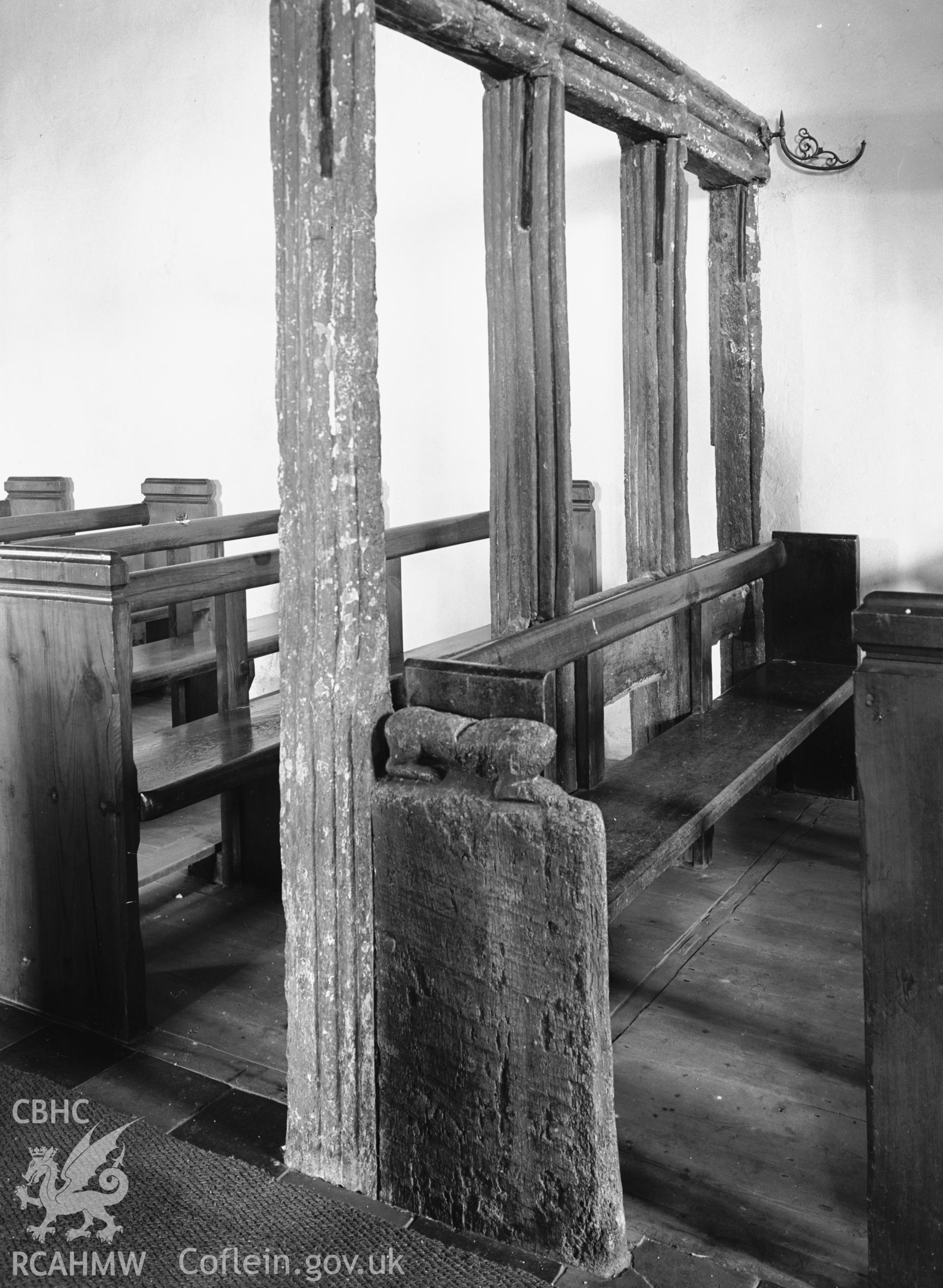 Interior view showing detail of the screen from the south-east.