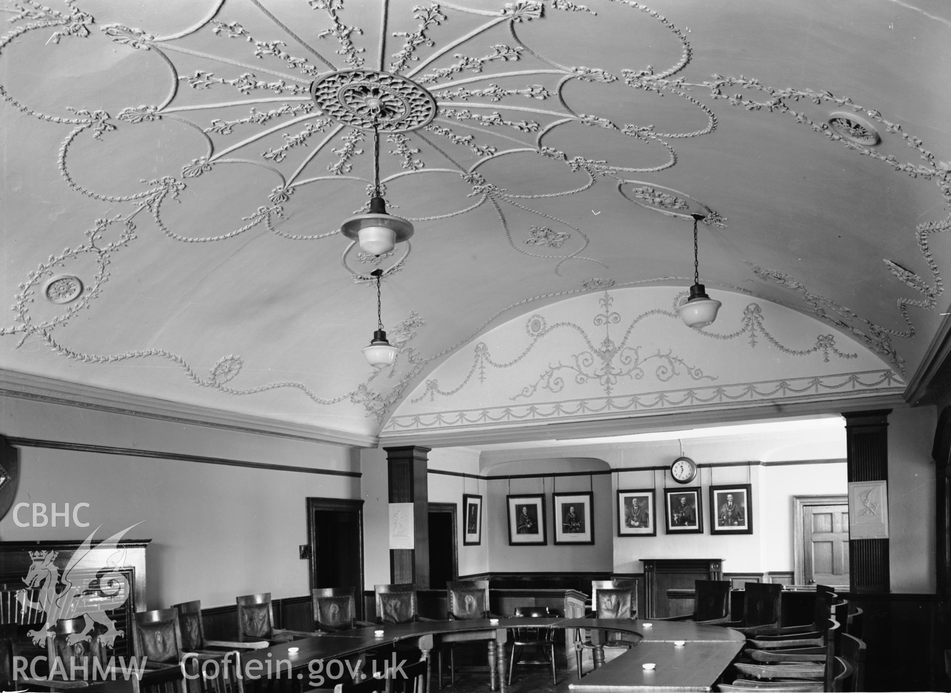 Interior view showing the Council Room.