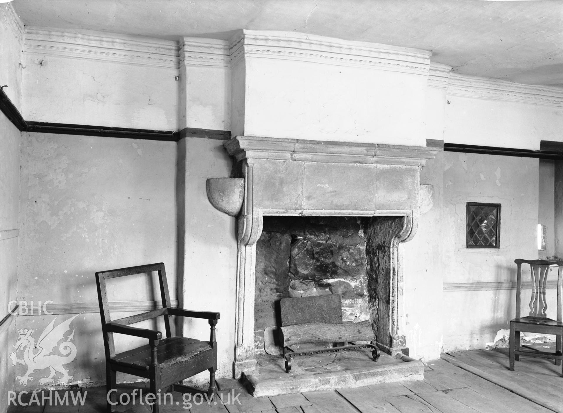 Interior view showing lantern room