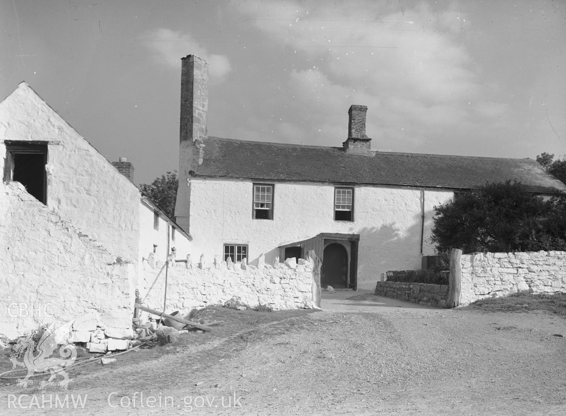 Exterior view showing diagonal chimney.