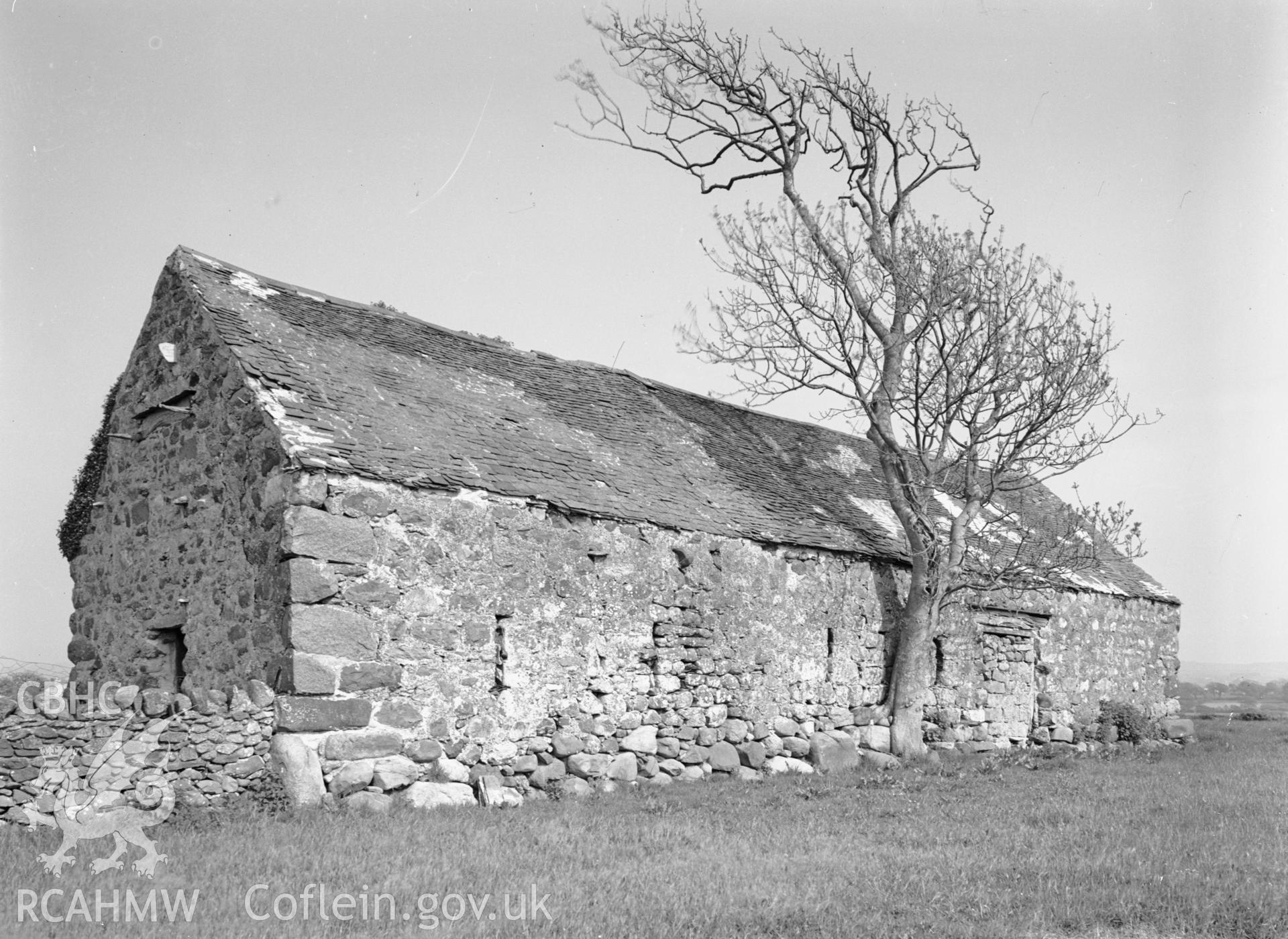 Exterior view of the tithe barn.