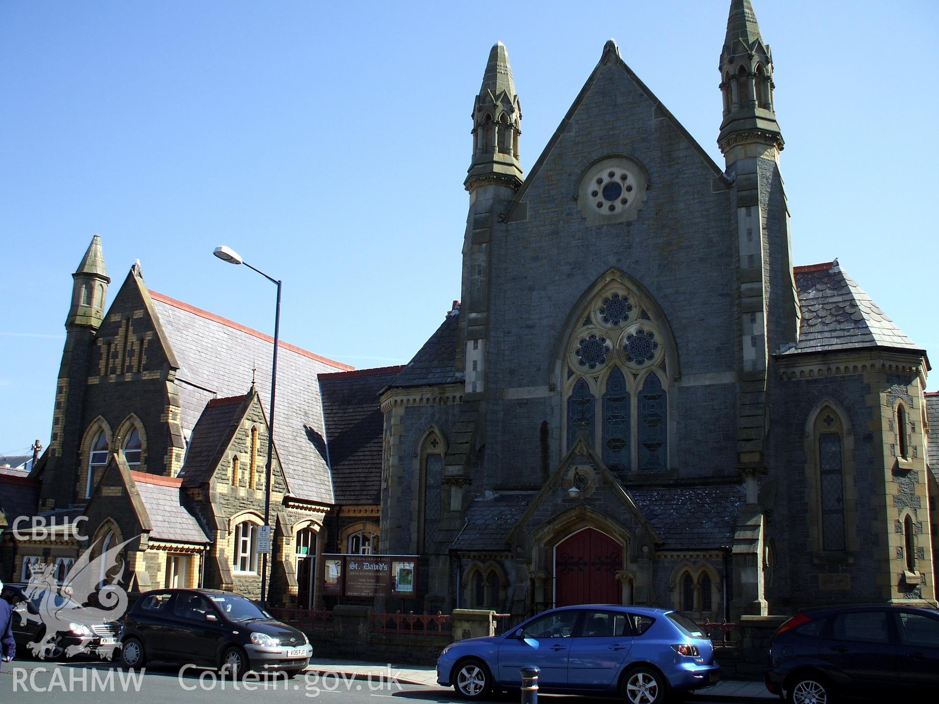 Colour digital photograph showing the front exterior of St. David's United Reformed Church, Bath Street, Aberystwyth.