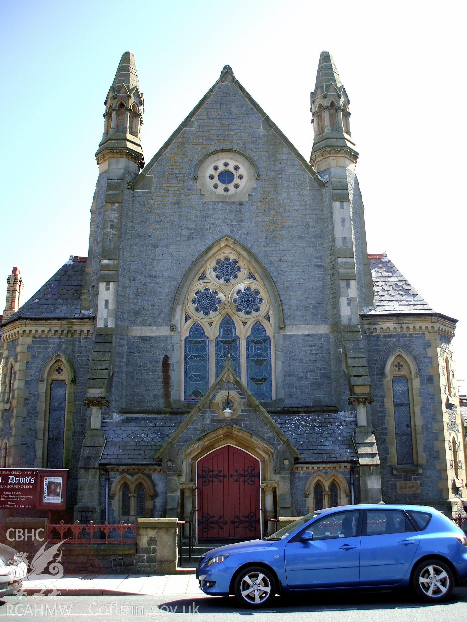 Colour digital photograph showing the front exterior of St. David's United Reformed Church, Bath Street, Aberystwyth.