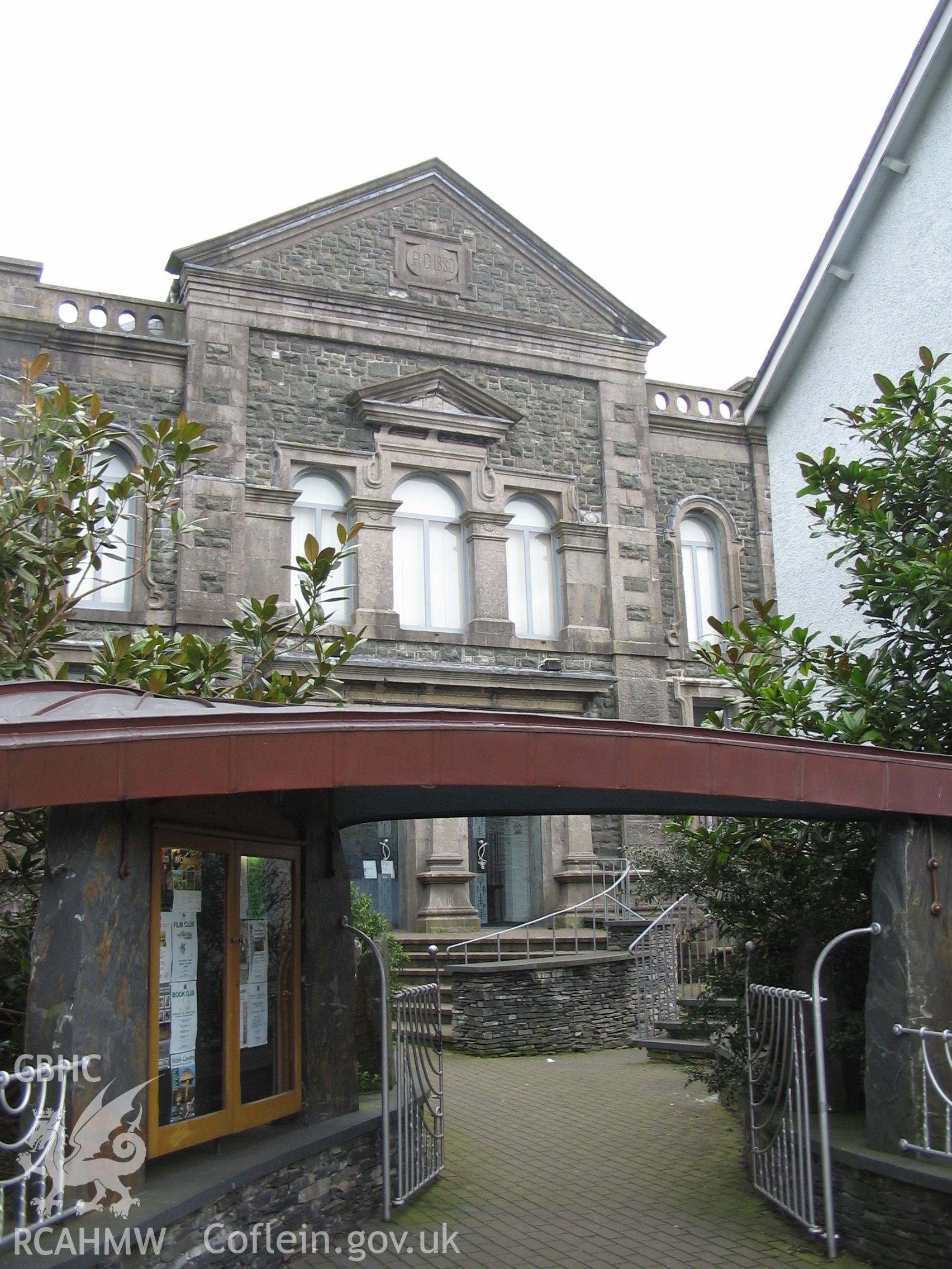 Colour digital photograph showing the front exterior of the Tabernacle Chapel, Machynlleth.