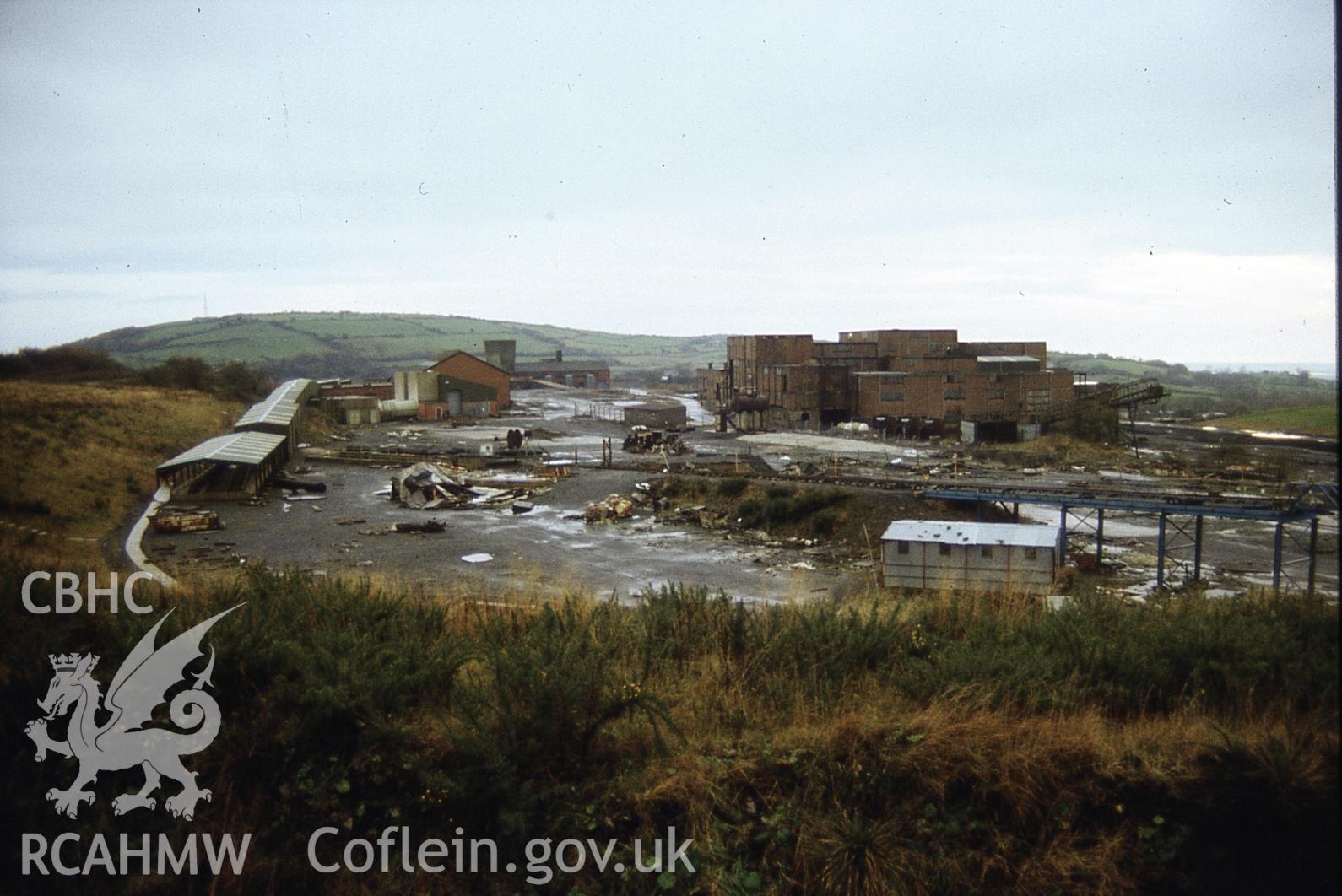 Digital photograph showing Cynheidre colliery, taken 1990