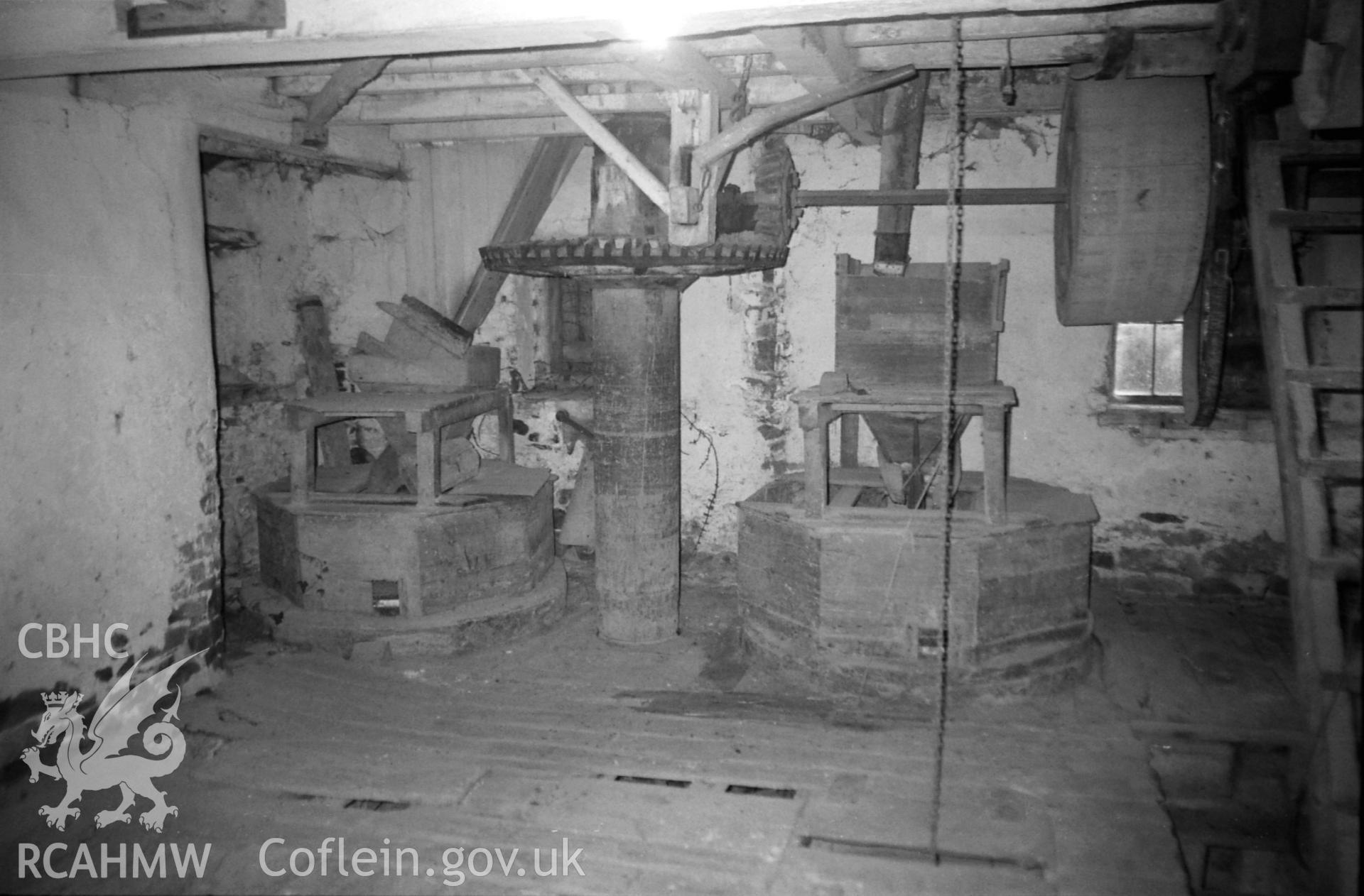 Pontdolgoch Corn Mill. Llanwnos. Millstones on grinding floor