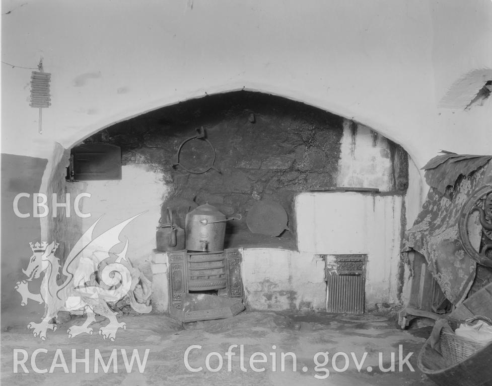 Ground floor fireplace in C16 house