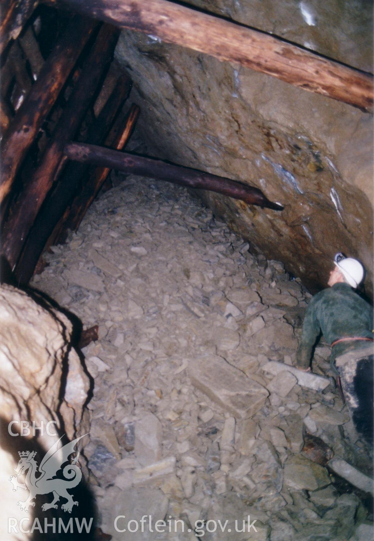 Collapse that occured in June 2004