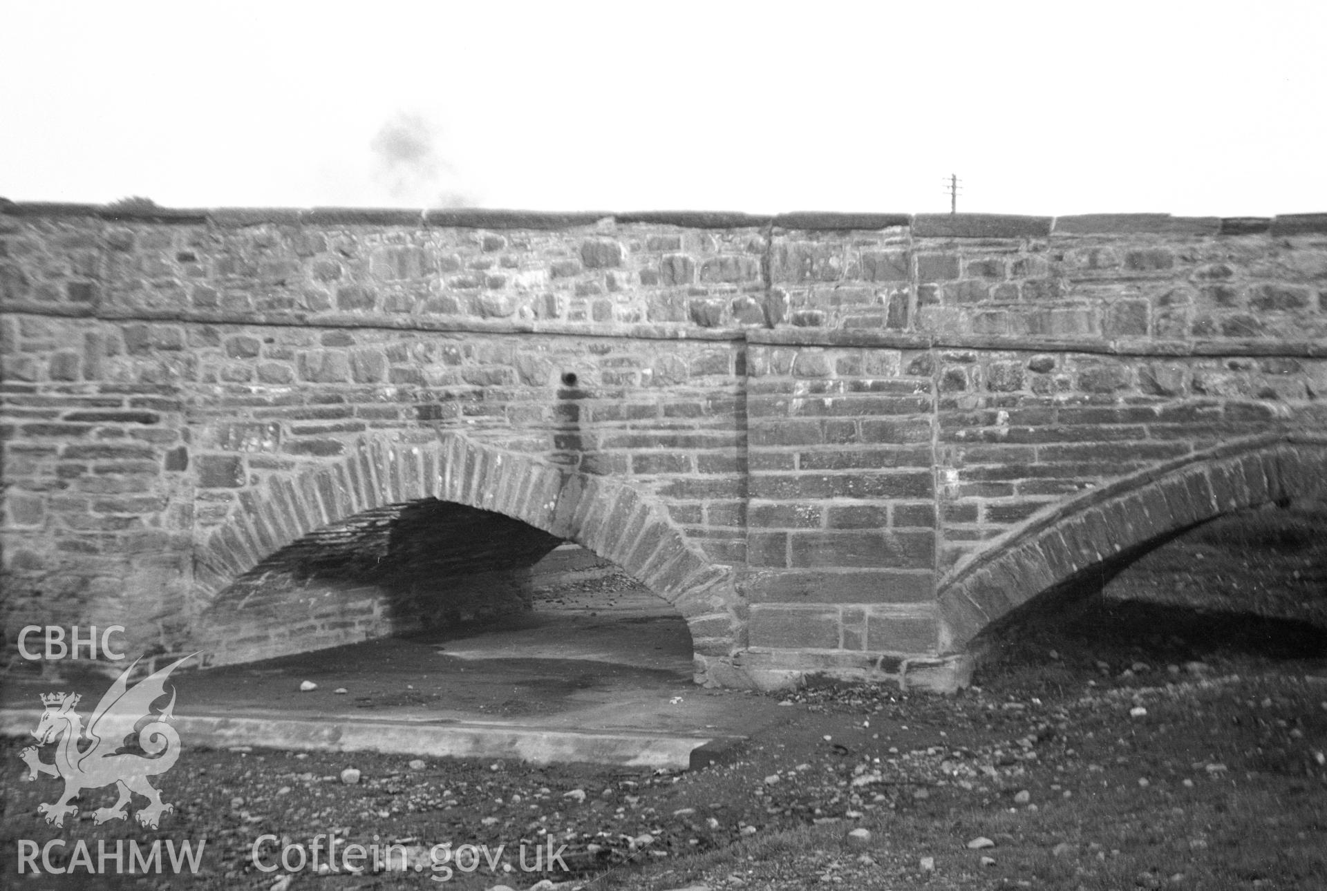 Digital copy of a nitrate negative showing Dolgellau Bridge.