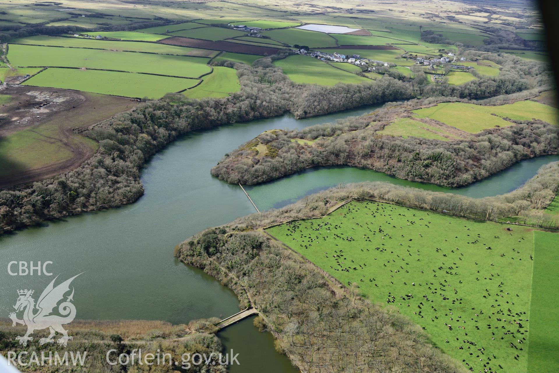 Bosherton Camp, promontory fort. Baseline aerial reconnaissance survey for the CHERISH Project. ? Crown: CHERISH PROJECT 2018. Produced with EU funds through the Ireland Wales Co-operation Programme 2014-2020. All material made freely available through the Open Government Licence.