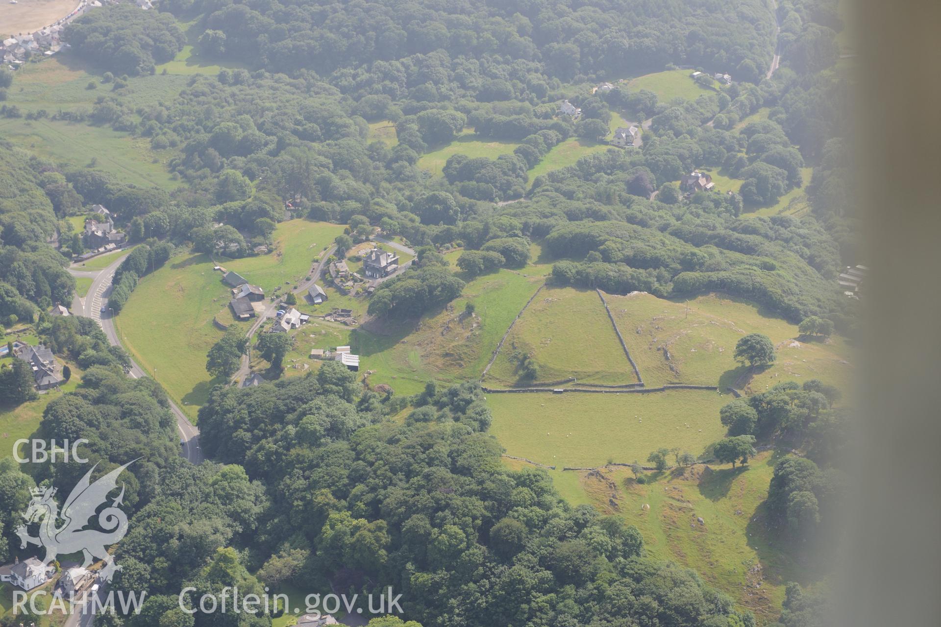 Penyclogwyn, Porthmadog. Oblique aerial photograph taken during the Royal Commission?s programme of archaeological aerial reconnaissance by Toby Driver on 12th July 2013.