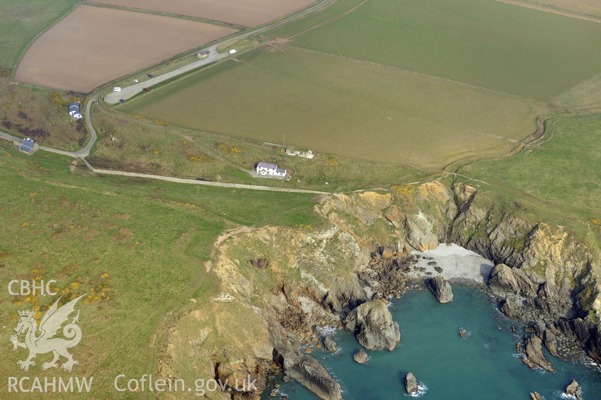 Aerial photography of Deer Park promontory fort taken on 27th March 2017. Baseline aerial reconnaissance survey for the CHERISH Project. ? Crown: CHERISH PROJECT 2019. Produced with EU funds through the Ireland Wales Co-operation Programme 2014-2020. All material made freely available through the Open Government Licence.