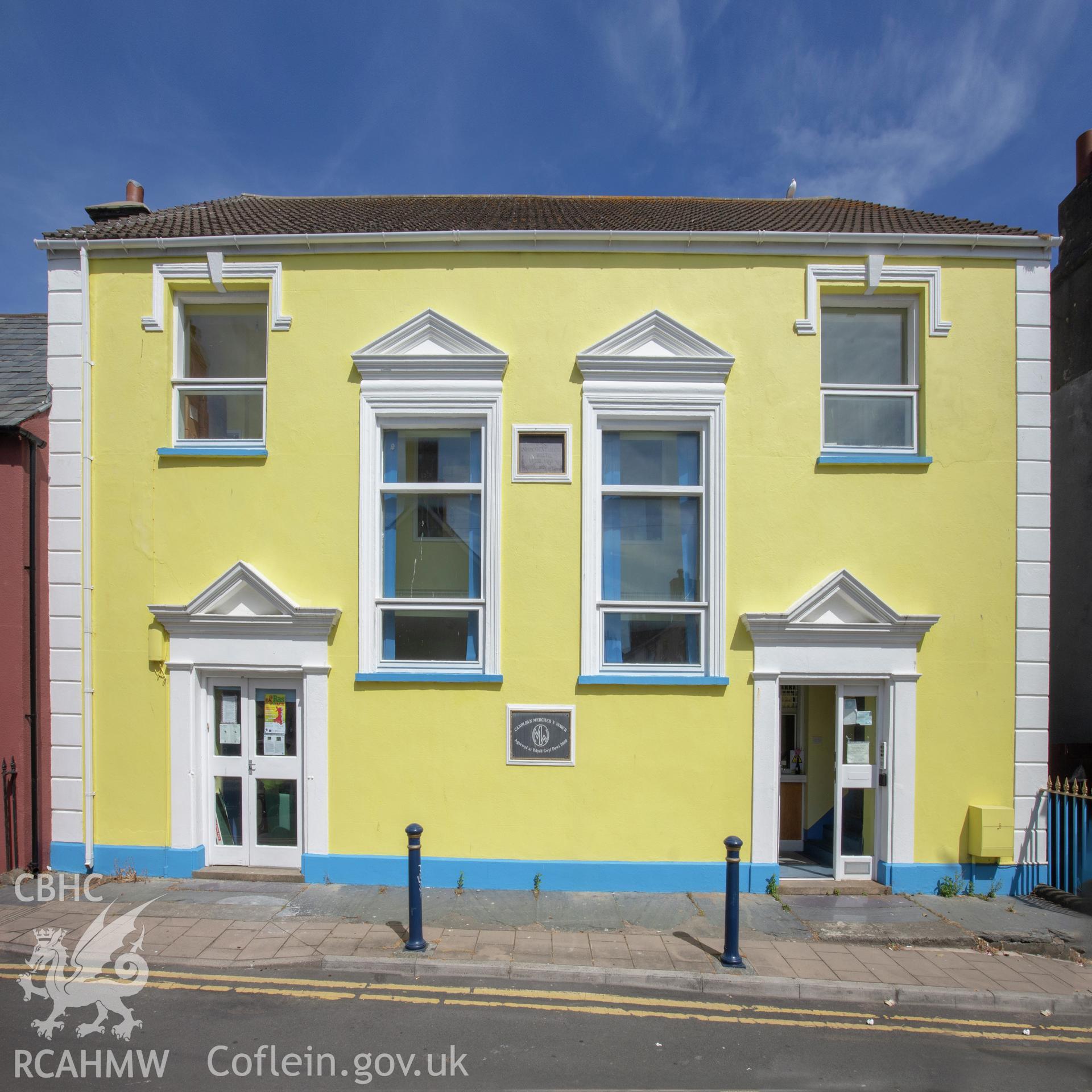 Colour photograph showing front elevation and entrance of Sion Welsh Independent Chapel, now Merched y Wawr National Headquarters, Vulcan Stret, Aberystwyth. Photographed by Richard Barrett on 25th June 2018.