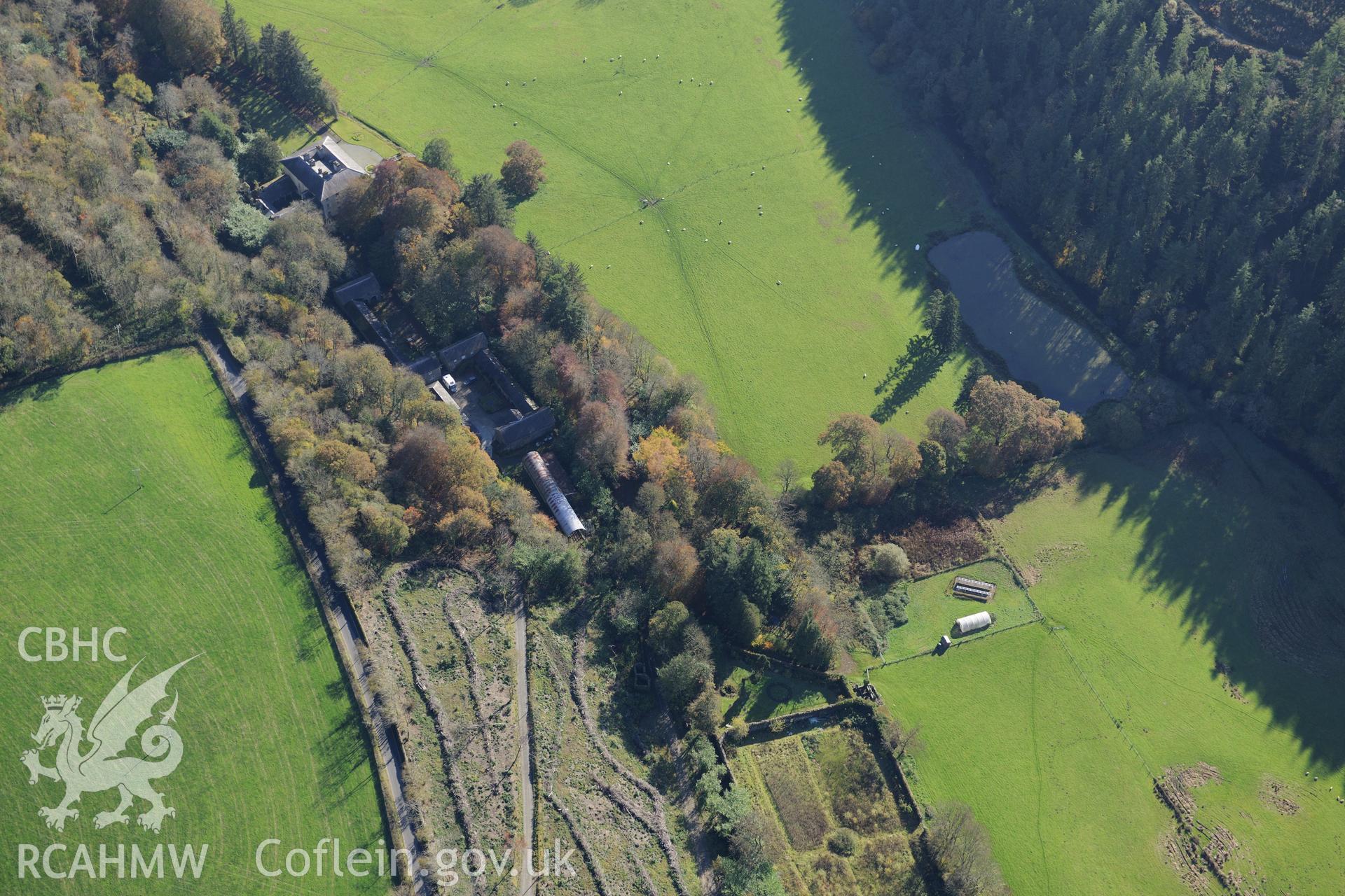 Allt-yr-Odyn House and Garden, Rhydowen. Oblique aerial photograph taken during the Royal Commission's programme of archaeological aerial reconnaissance by Toby Driver on 2nd November 2015.