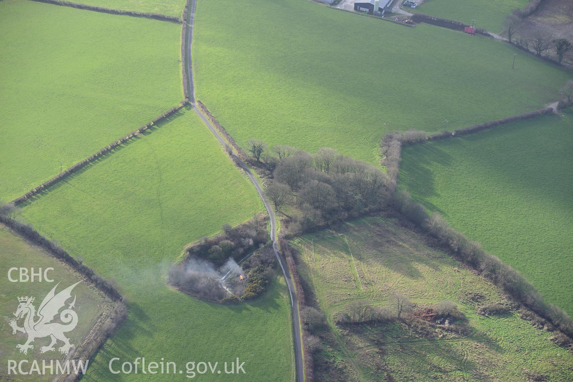 Gaer Fach defended enclosure, Cribyn. Oblique aerial photograph taken during the Royal Commission's programme of archaeological aerial reconnaissance by Toby Driver on 6th January 2015.