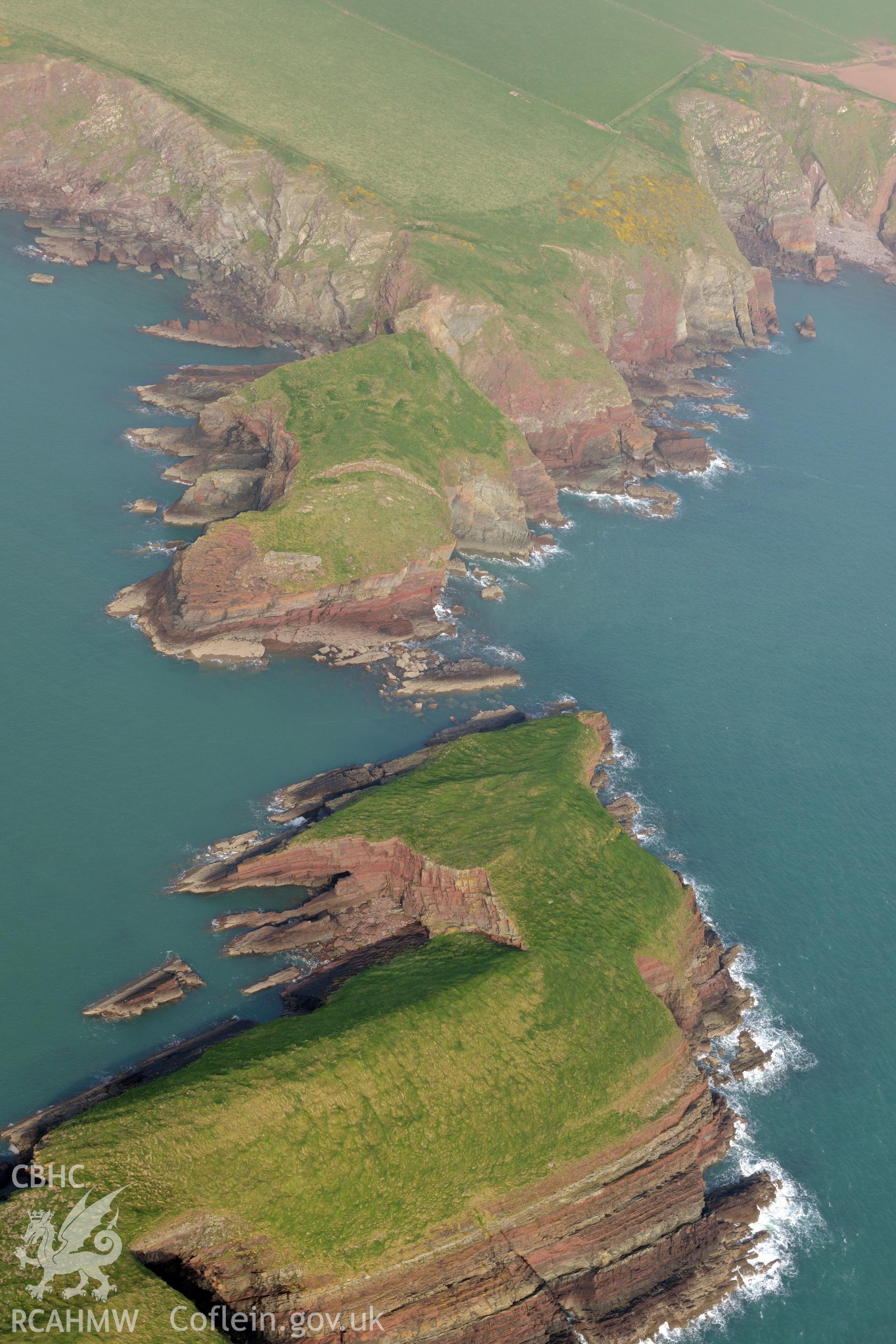 Royal Commission aerial photograph of Sheep Island taken on 27th March 2017. Baseline aerial reconnaissance survey for the CHERISH Project. ? Crown: CHERISH PROJECT 2019. Produced with EU funds through the Ireland Wales Co-operation Programme 2014-2020. All material made freely available through the Open Government Licence.