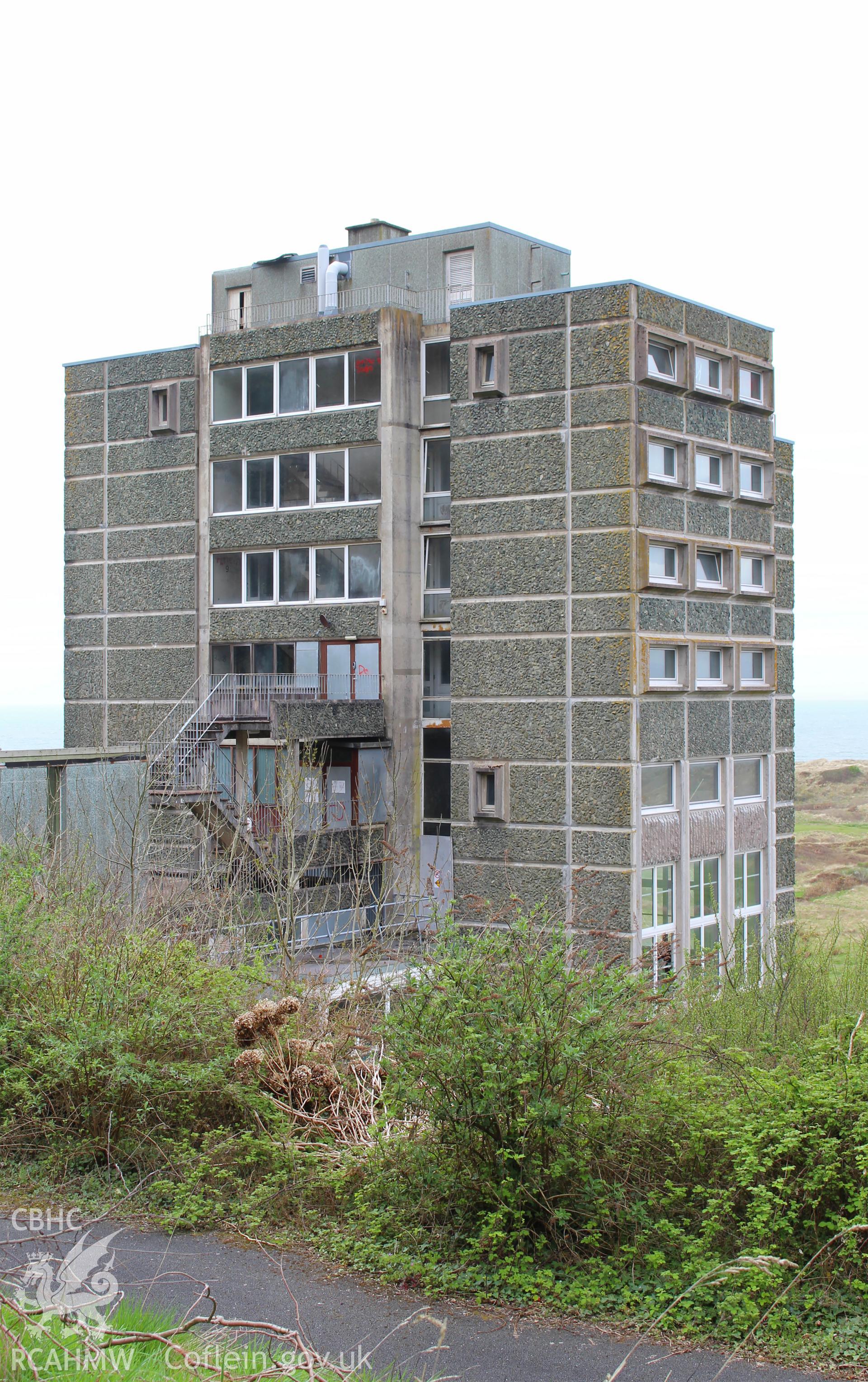 Accommodation block at Coleg Harlech, from north-east