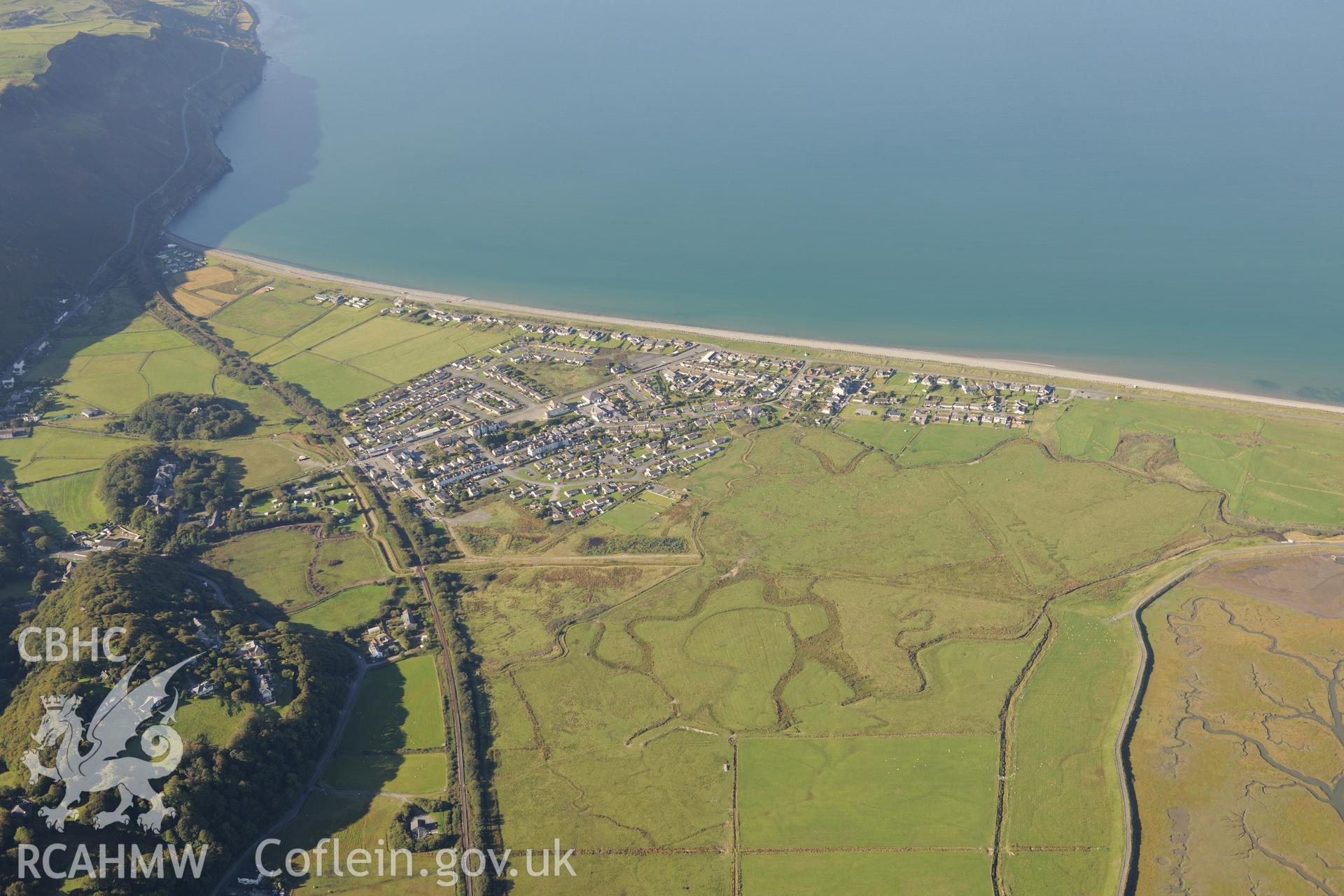 Fairborne, near Barmouth, overlooking Cardigan Bay. Oblique aerial photograph taken during the Royal Commission's programme of archaeological aerial reconnaissance by Toby Driver on 2nd October 2015.