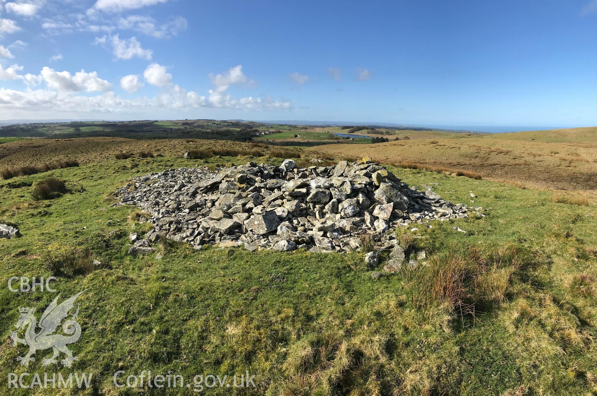 Digital colour photograph of Garw Wen cairn, Trefenter, Lledrod, taken by Paul R. Davis on 24th March 2019.