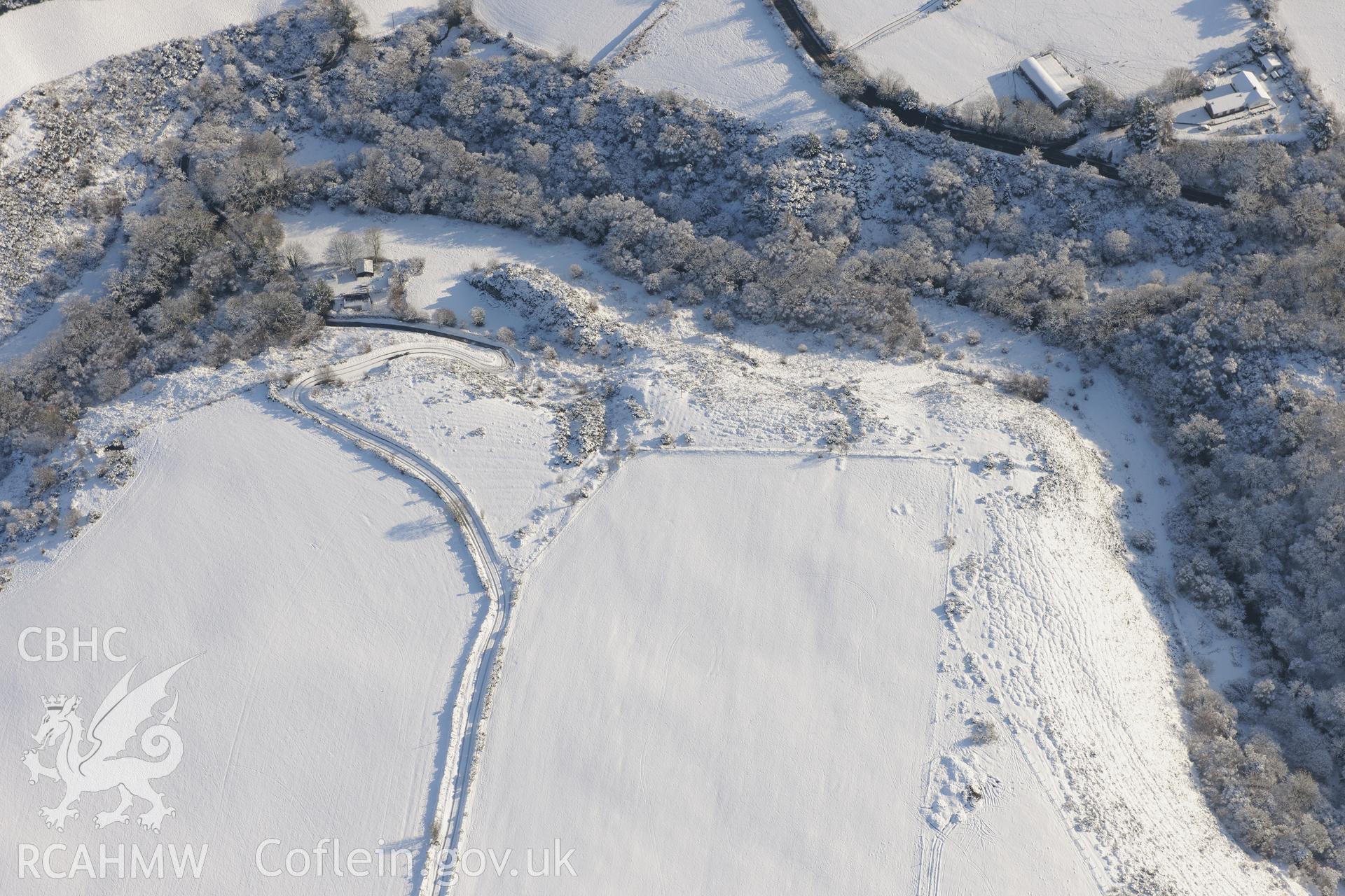 Craig Rhosyfelin bluestone outcrop, south west of Cardigan. Oblique aerial photograph taken during the Royal Commission?s programme of archaeological aerial reconnaissance by Toby Driver on 24th January 2013.