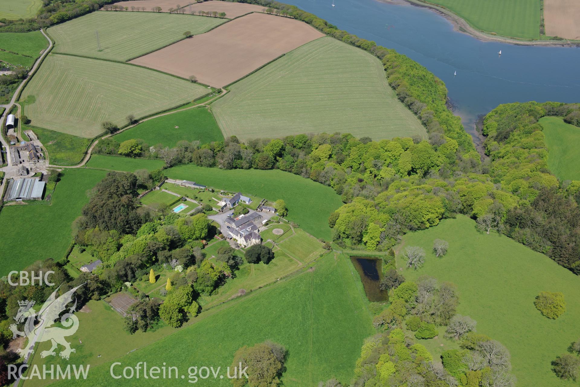 Cosheston Hall and Garden, Cosheston. Oblique aerial photograph taken during the Royal Commission's programme of archaeological aerial reconnaissance by Toby Driver on 13th May 2015.