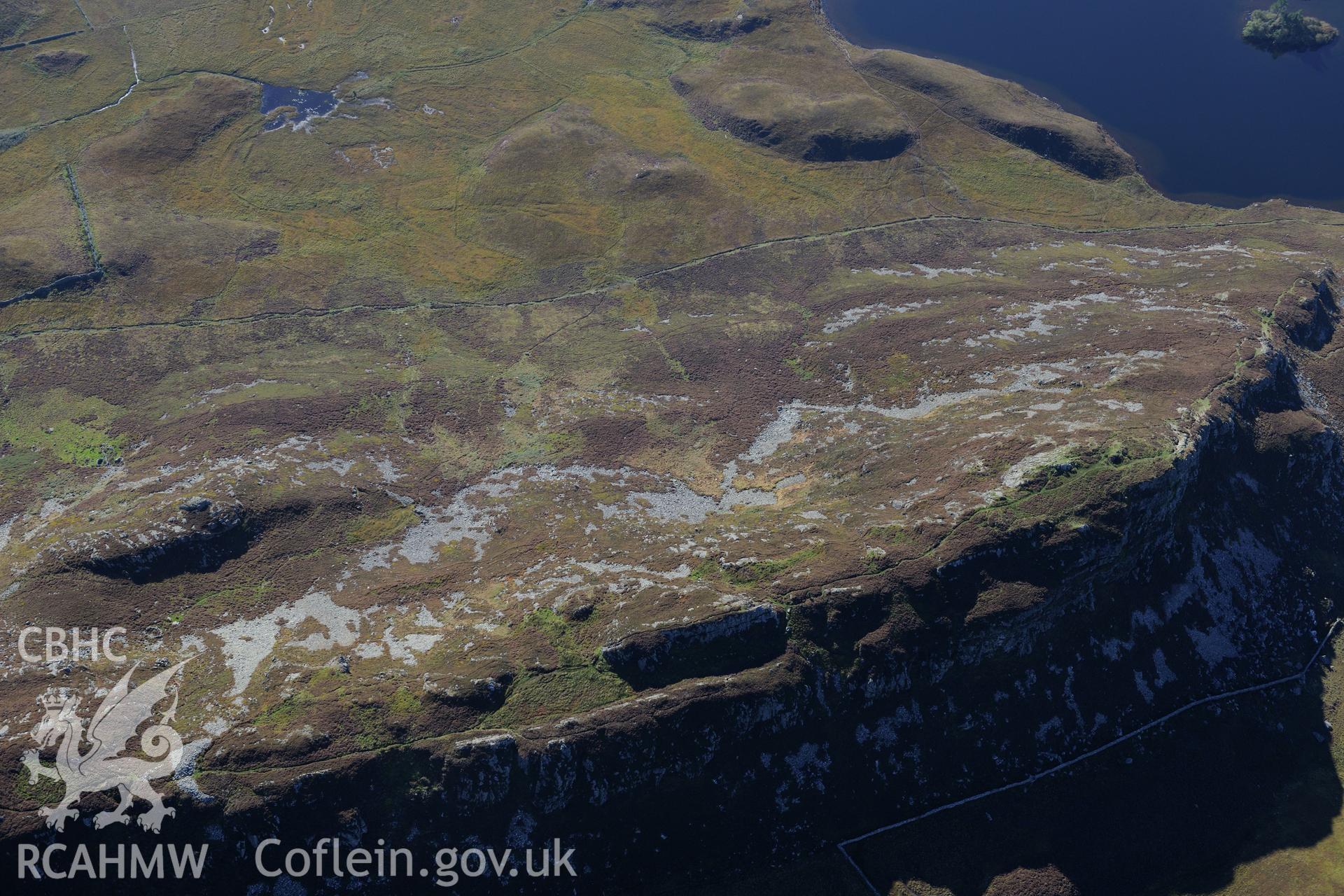 Pared y Cefnhir hillfort, about halfway between Dolgellau and Fairbourne. Oblique aerial photograph taken during the Royal Commission's programme of archaeological aerial reconnaissance by Toby Driver on 2nd October 2015.