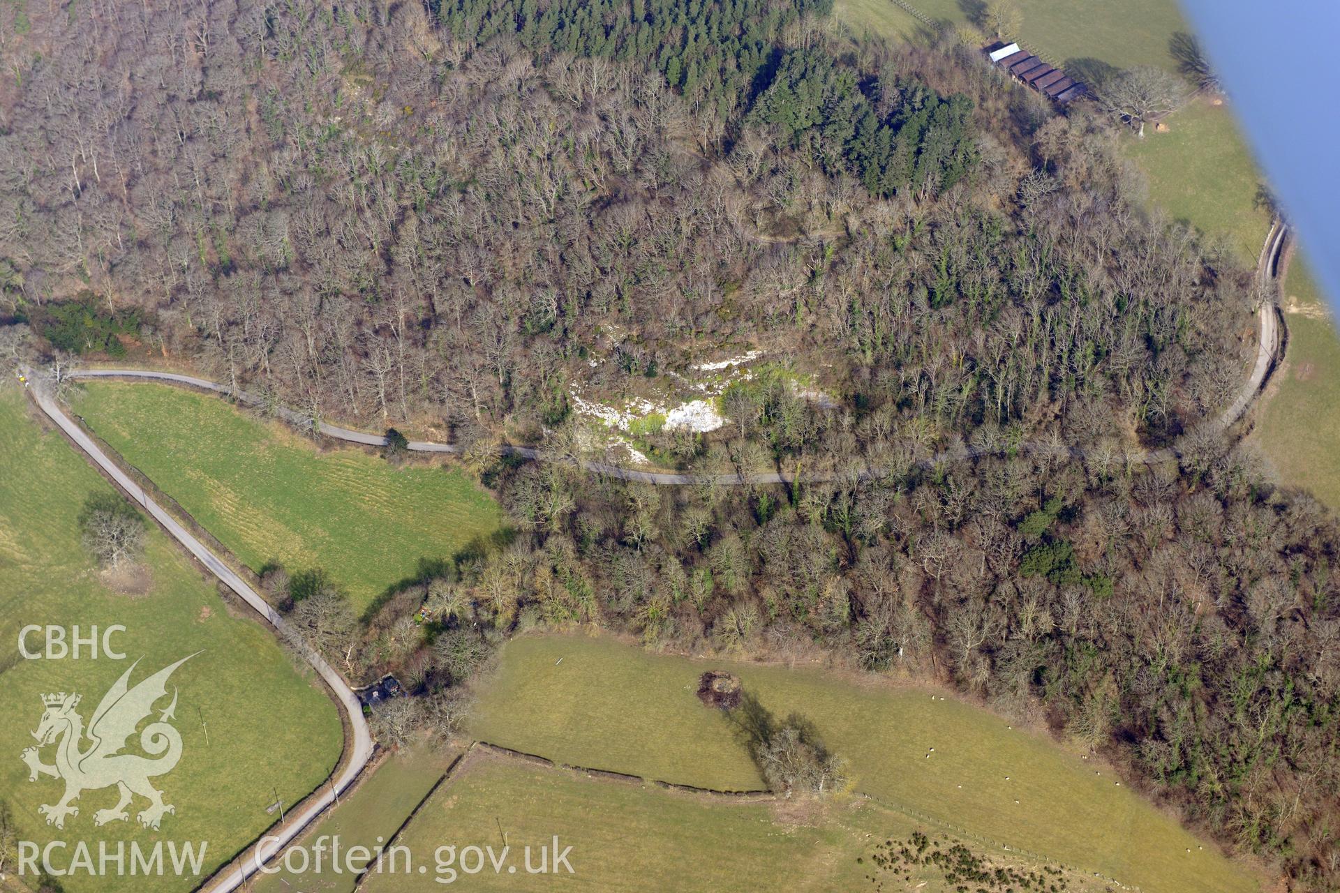 Bont-Newydd cave, Bont-newydd, north west of Denbigh. Oblique aerial photograph taken during the Royal Commission?s programme of archaeological aerial reconnaissance by Toby Driver on 28th February 2013.