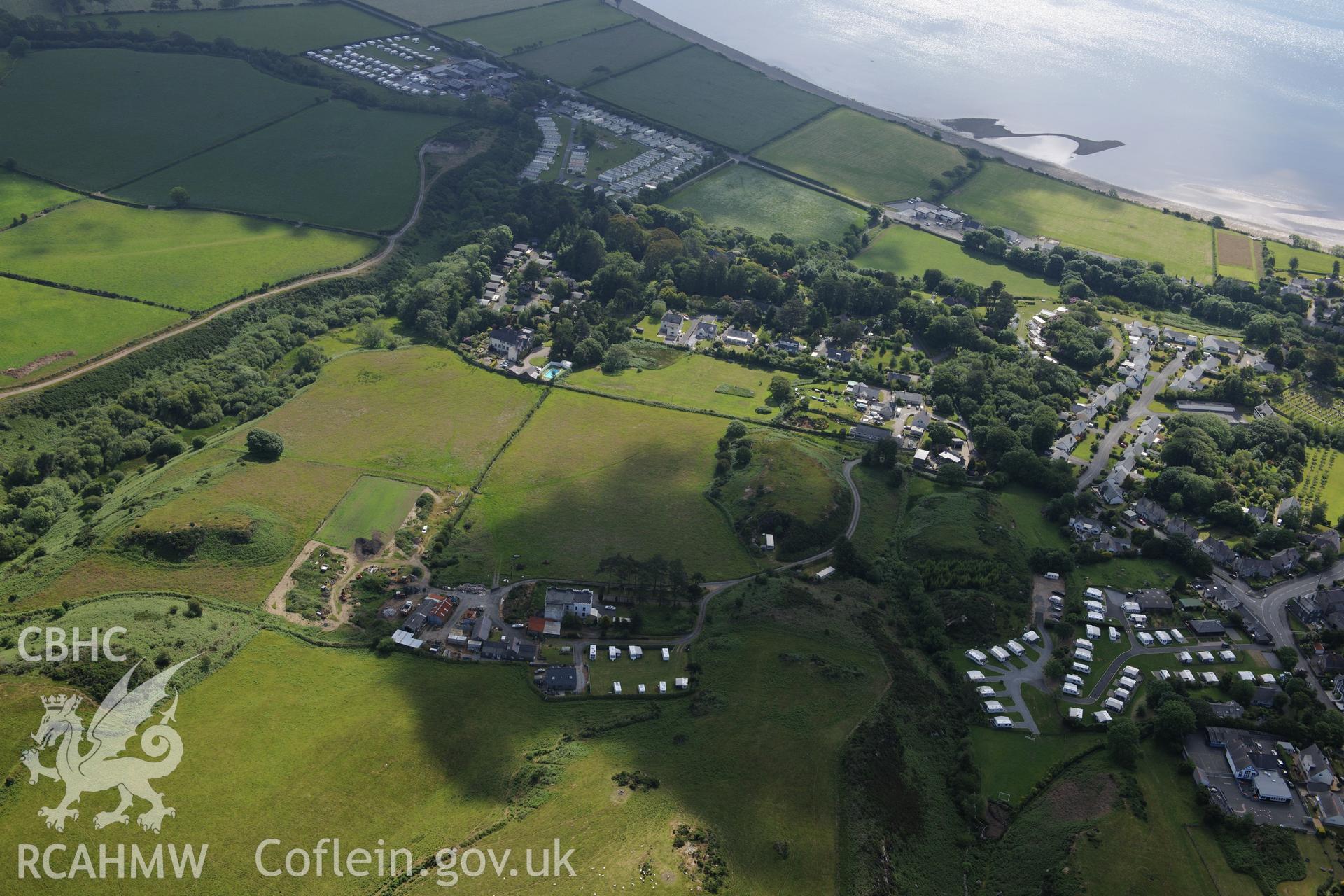 Penarwel house and gardens, with Crugan farm and caravan site beyond, near Llanbedrog.  Oblique aerial photograph taken during the Royal Commission's programme of archaeological aerial reconnaissance by Toby Driver on 23rd June 2015.