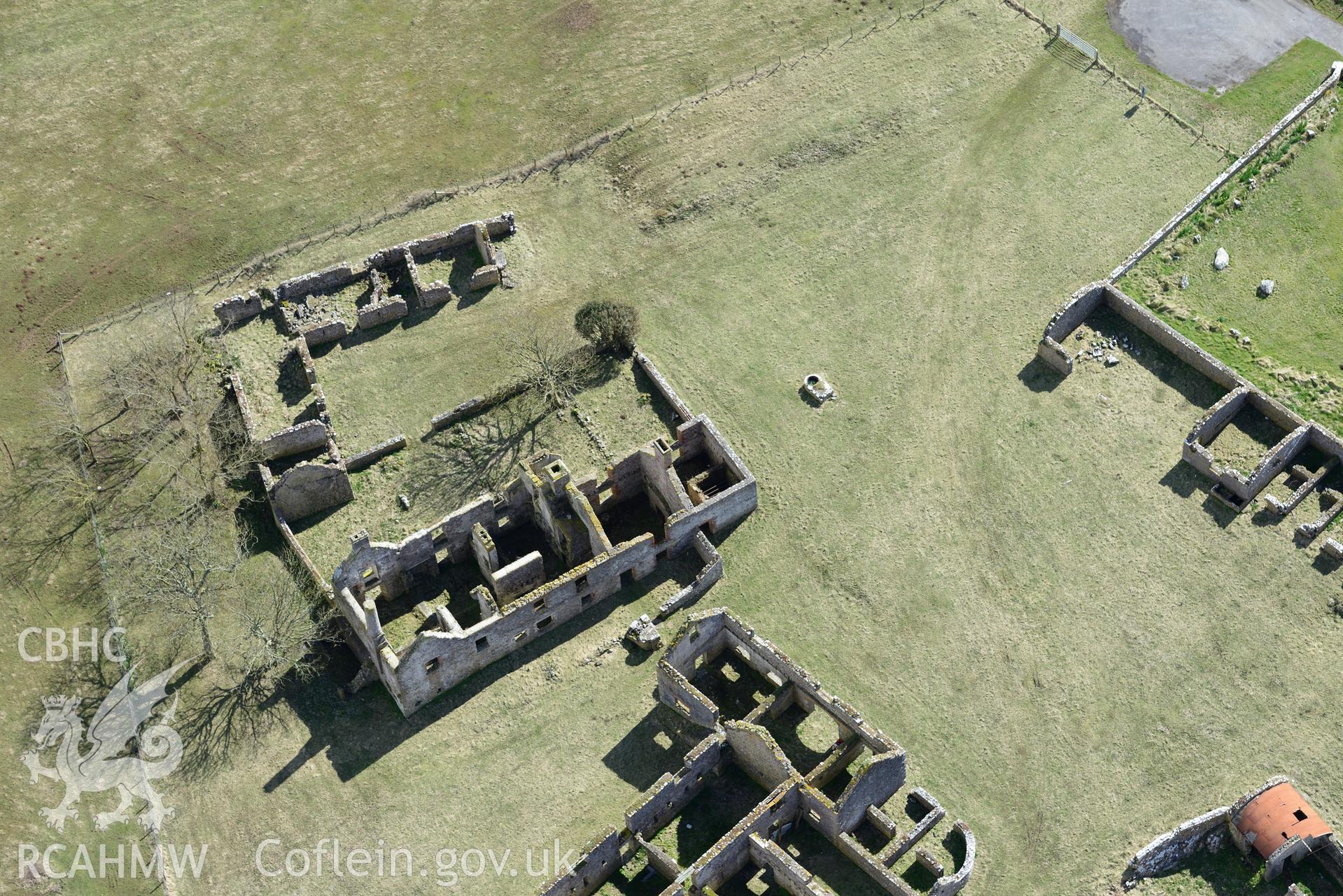 Flimston Farmhouse. Baseline aerial reconnaissance survey for the CHERISH Project. ? Crown: CHERISH PROJECT 2018. Produced with EU funds through the Ireland Wales Co-operation Programme 2014-2020. All material made freely available through the Open Government Licence.