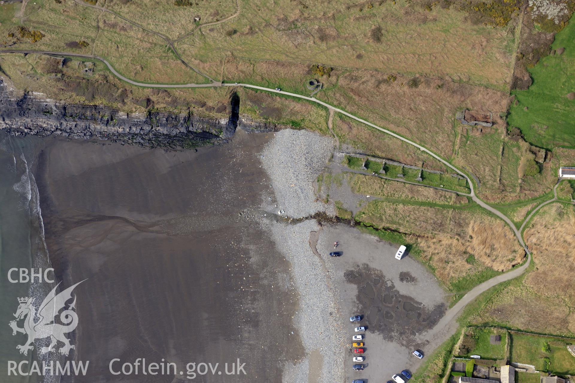 Royal Commission aerial photograph of Abereiddi/Abereiddy taken on 27th March 2017. Baseline aerial reconnaissance survey for the CHERISH Project. ? Crown: CHERISH PROJECT 2017. Produced with EU funds through the Ireland Wales Co-operation Programme 2014-2020. All material made freely available through the Open Government Licence.