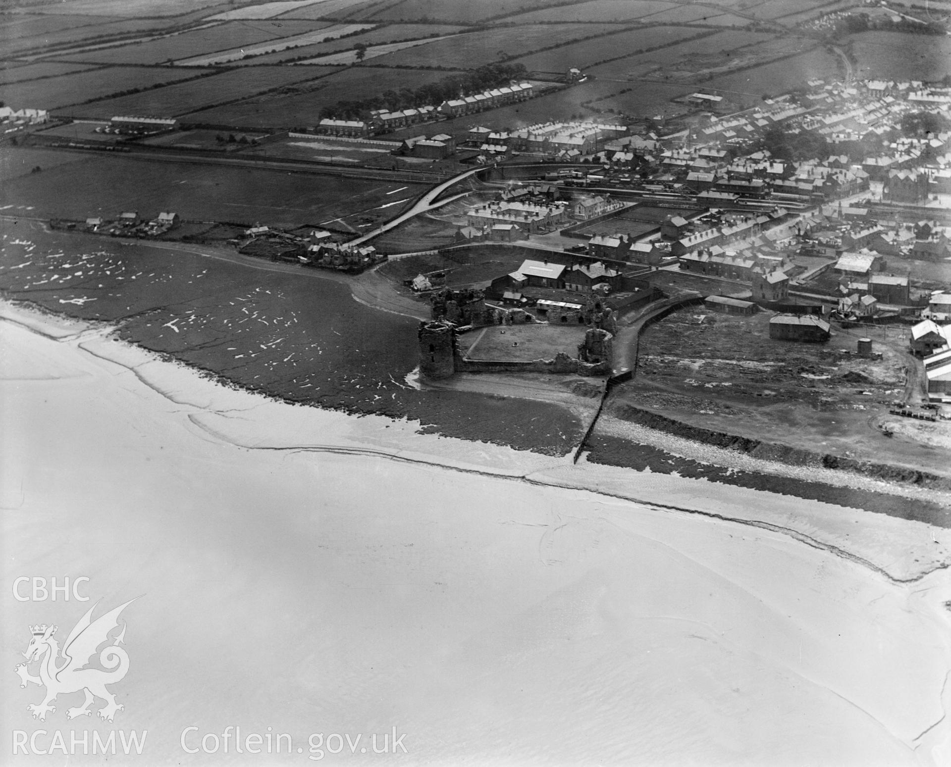 View of Flint, oblique aerial view. 5?x4? black and white glass plate negative.