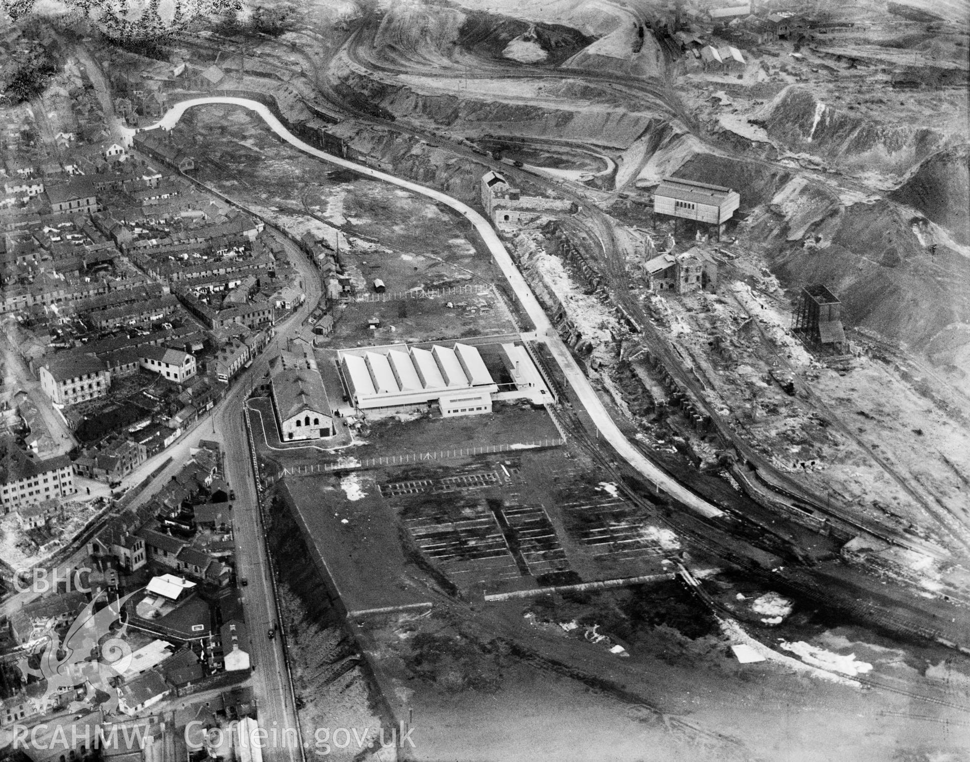 View of Dowlais Ironworks showing Dowlais great tip, oblique aerial view. 5?x4? black and white glass plate negative.