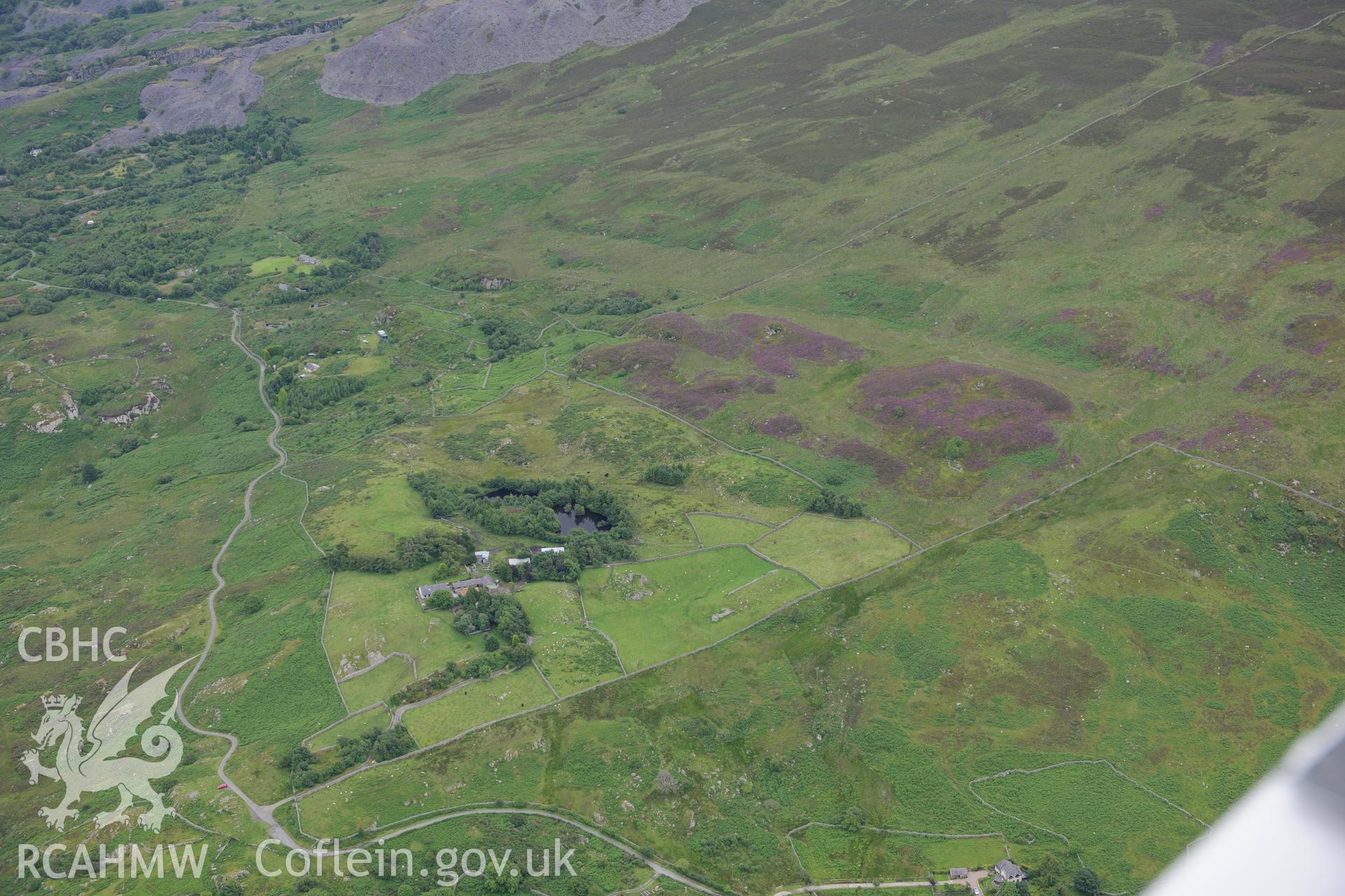 Huts near Gallt y Celyn. Oblique aerial photograph taken during the Royal Commission's programme of archaeological aerial reconnaissance by Toby Driver on 30th July 2015.