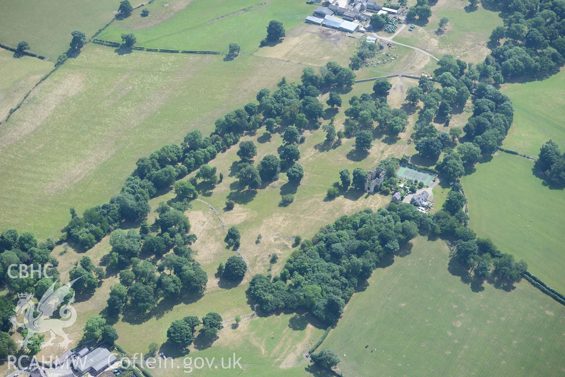 Royal Commission aerial photography of Foxhall Newydd, with parchmarks, taken on 19th July 2018 during the 2018 drought.