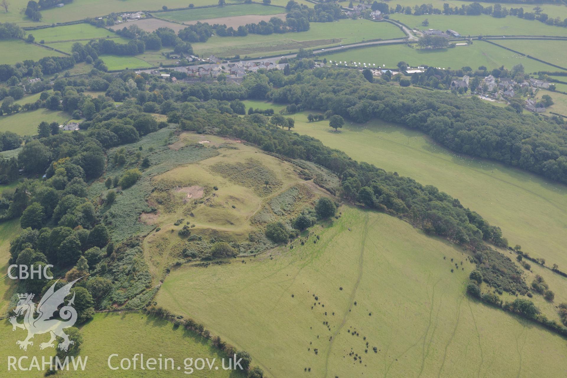 Moel-y-Gaer hillfort, Bodfari. Oblique aerial photograph taken during the Royal Commission's programme of archaeological aerial reconnaissance by Toby Driver on 11th September 2015.