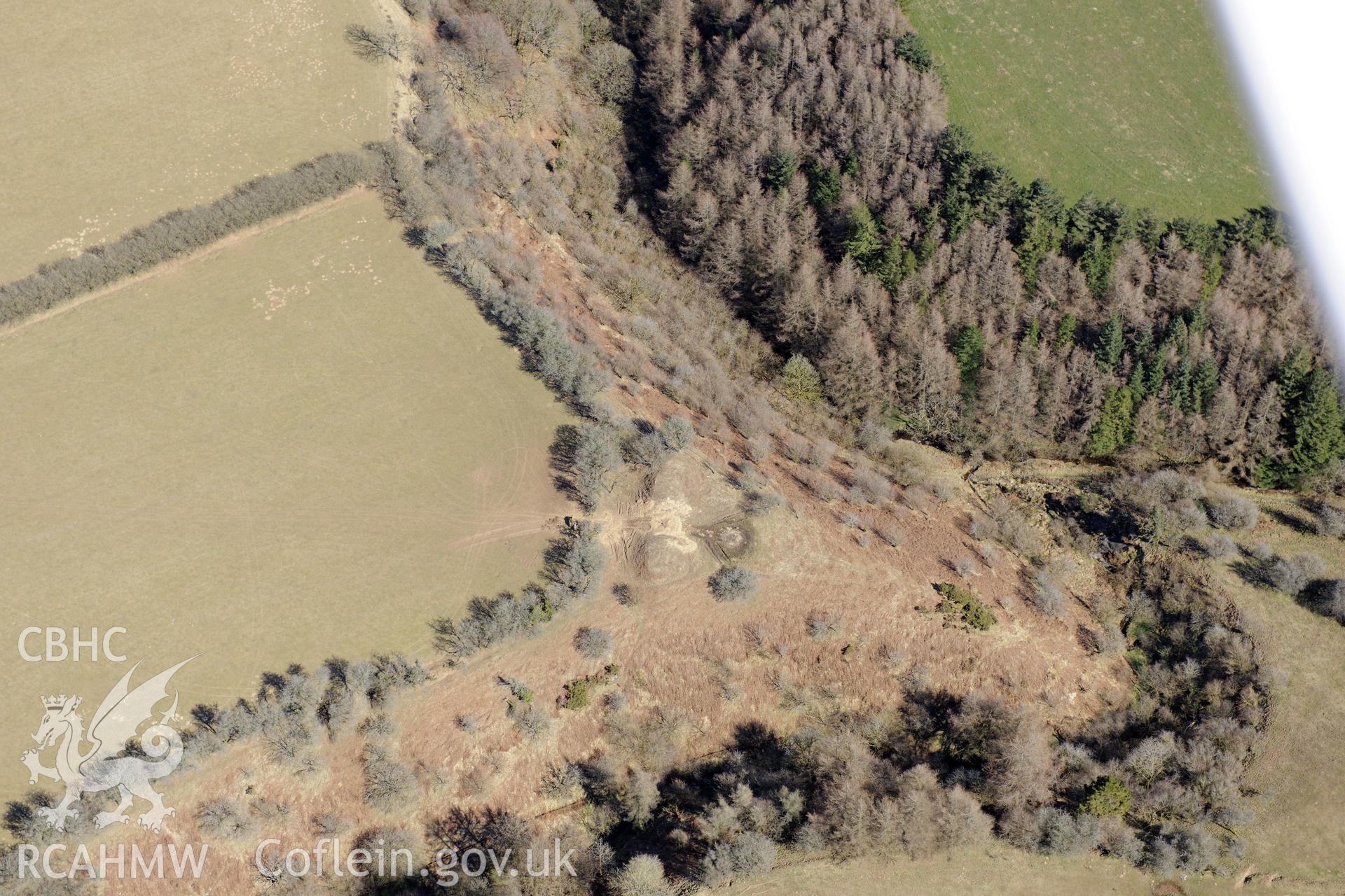 Castell Moeddyn Fach promontory fort, near Gors Goch, north west of Lampeter. Oblique aerial photograph taken during the Royal Commission's programme of archaeological aerial reconnaissance by Toby Driver on 2nd April 2013.