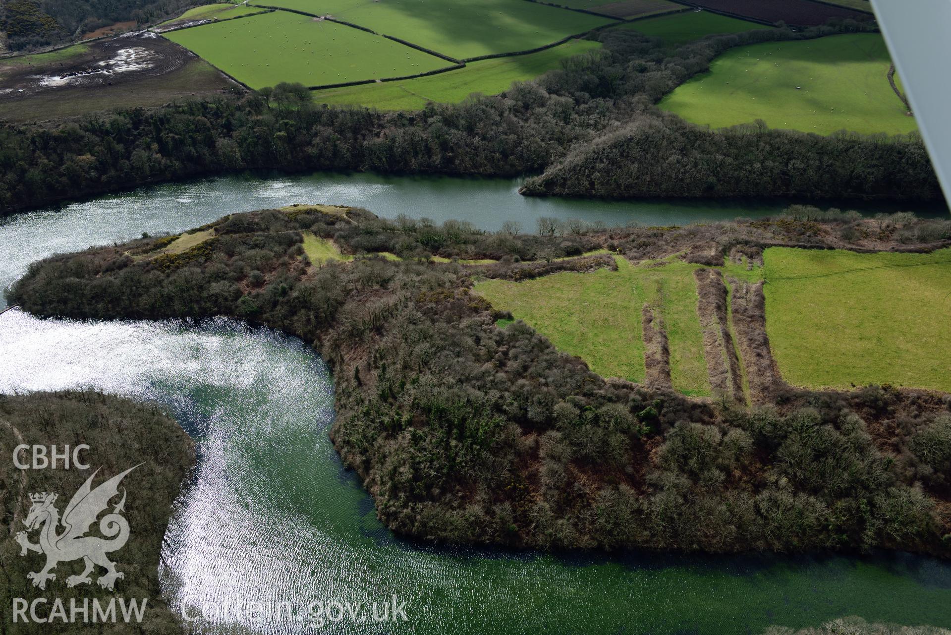 Bosherton Camp, promontory fort. Baseline aerial reconnaissance survey for the CHERISH Project. ? Crown: CHERISH PROJECT 2018. Produced with EU funds through the Ireland Wales Co-operation Programme 2014-2020. All material made freely available through the Open Government Licence.