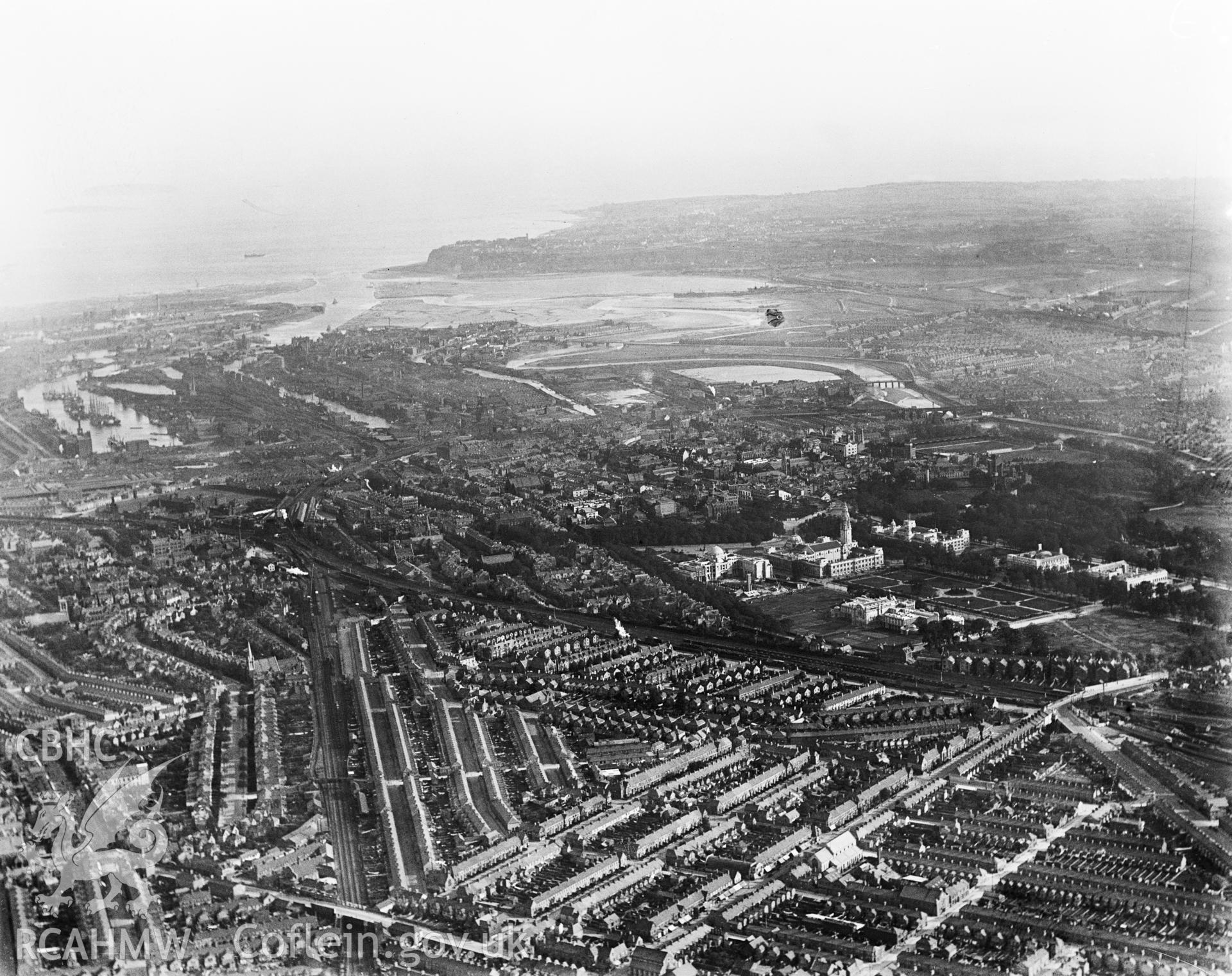 General view of Cardiff, oblique aerial view. 5?x4? black and white glass plate negative.