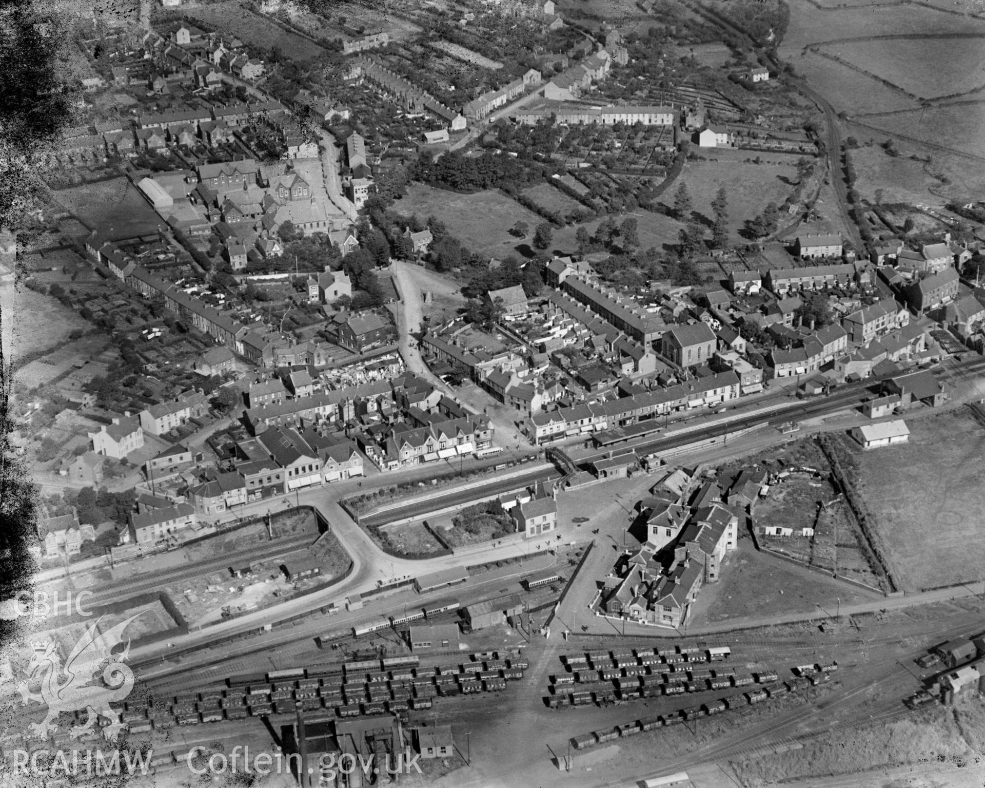 View of Pembrey, oblique aerial view. 5?x4? black and white glass plate negative.