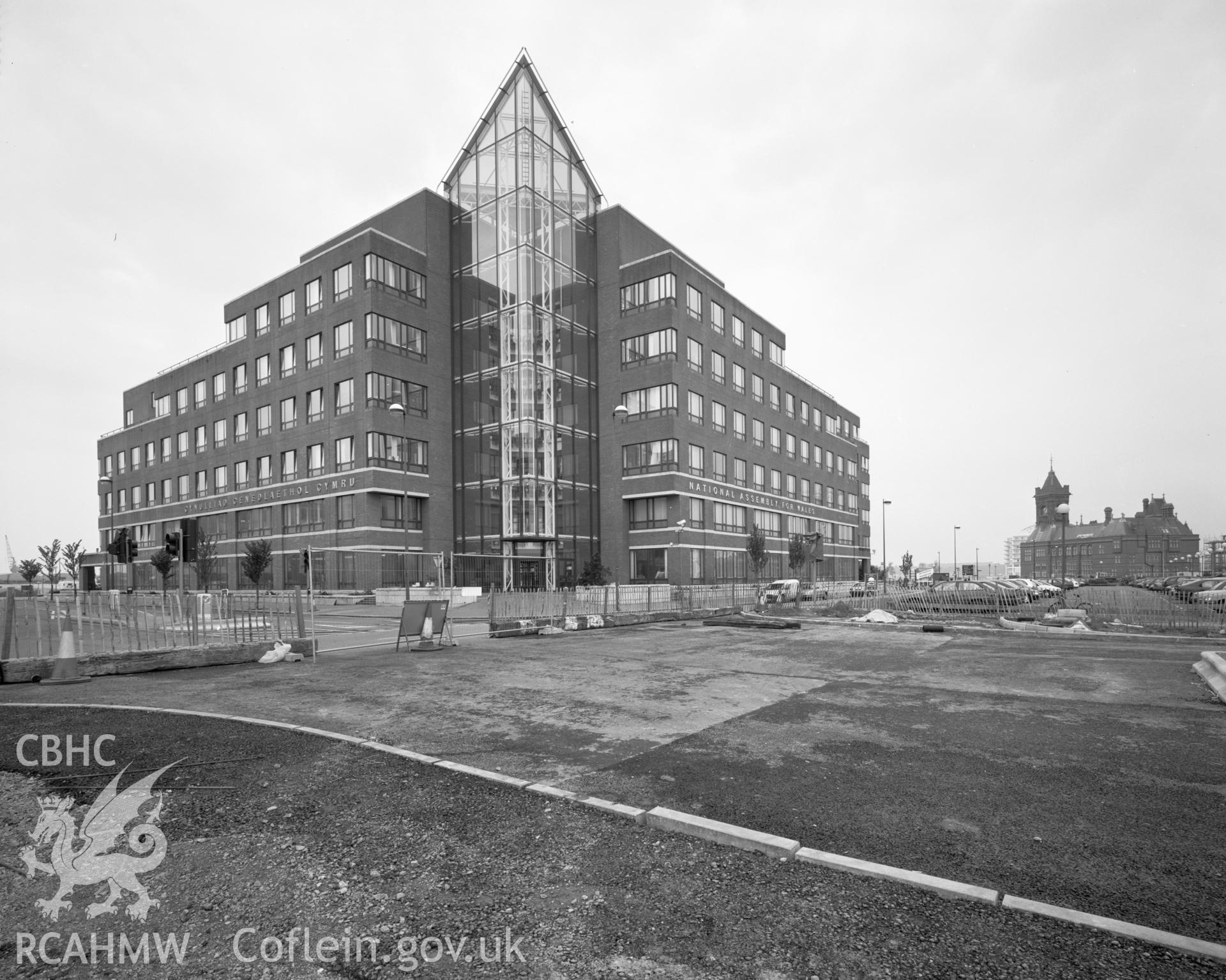 Digital copy of a black and white negative showing Crickhowell House in Cardiff Bay.