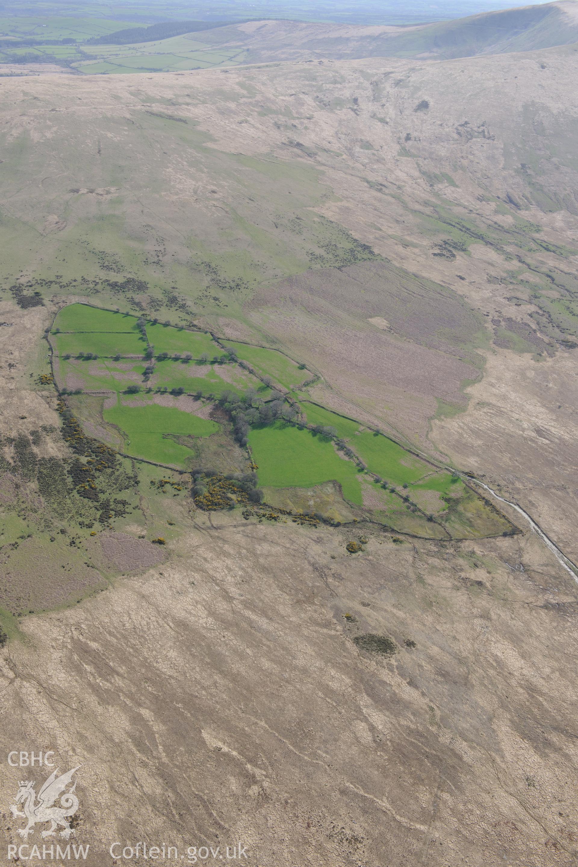 Hafod Tydfil Farmstead, South of Brynberian. Oblique aerial photograph taken during the Royal Commission's programme of archaeological aerial reconnaissance by Toby Driver on 15th April 2015.